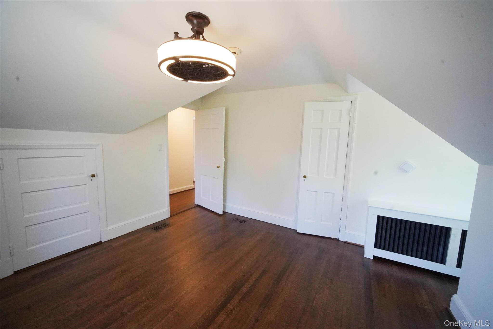 416 Ridgeway – For Rent photo 4