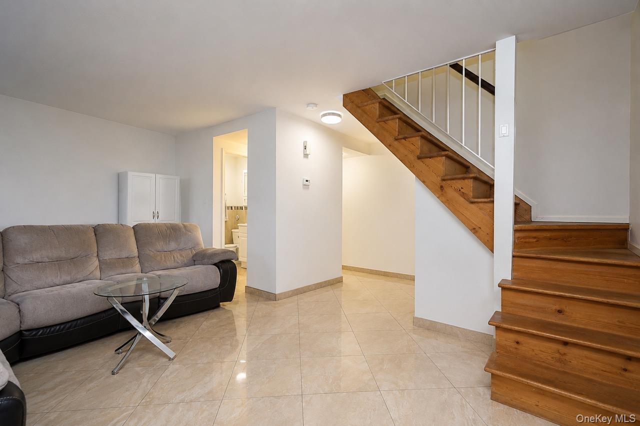 64 Amanda Court – For Sale photo 25