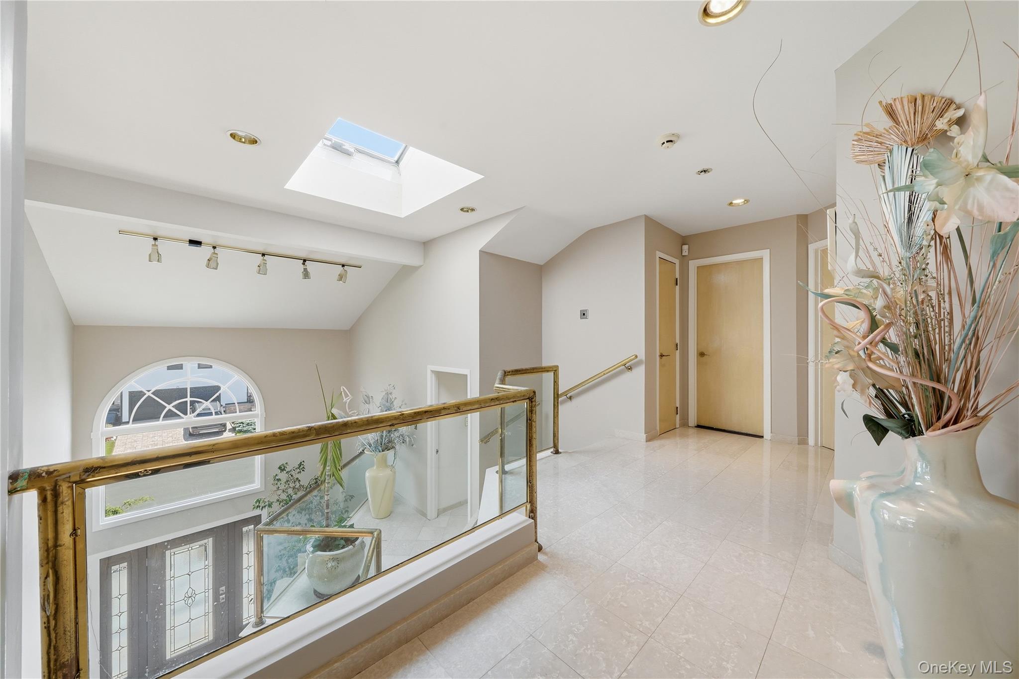 1233 Beech Street, Unit 54 photo 20