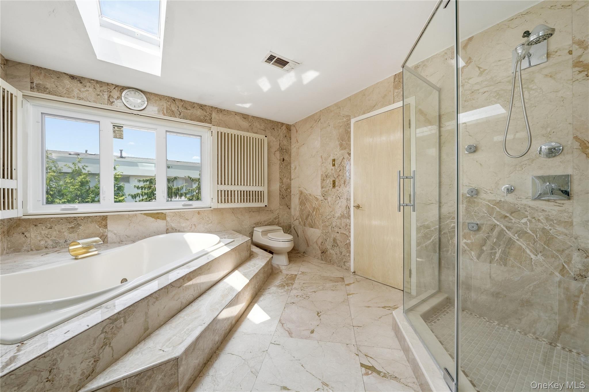 1233 Beech Street, Unit 54 photo 18