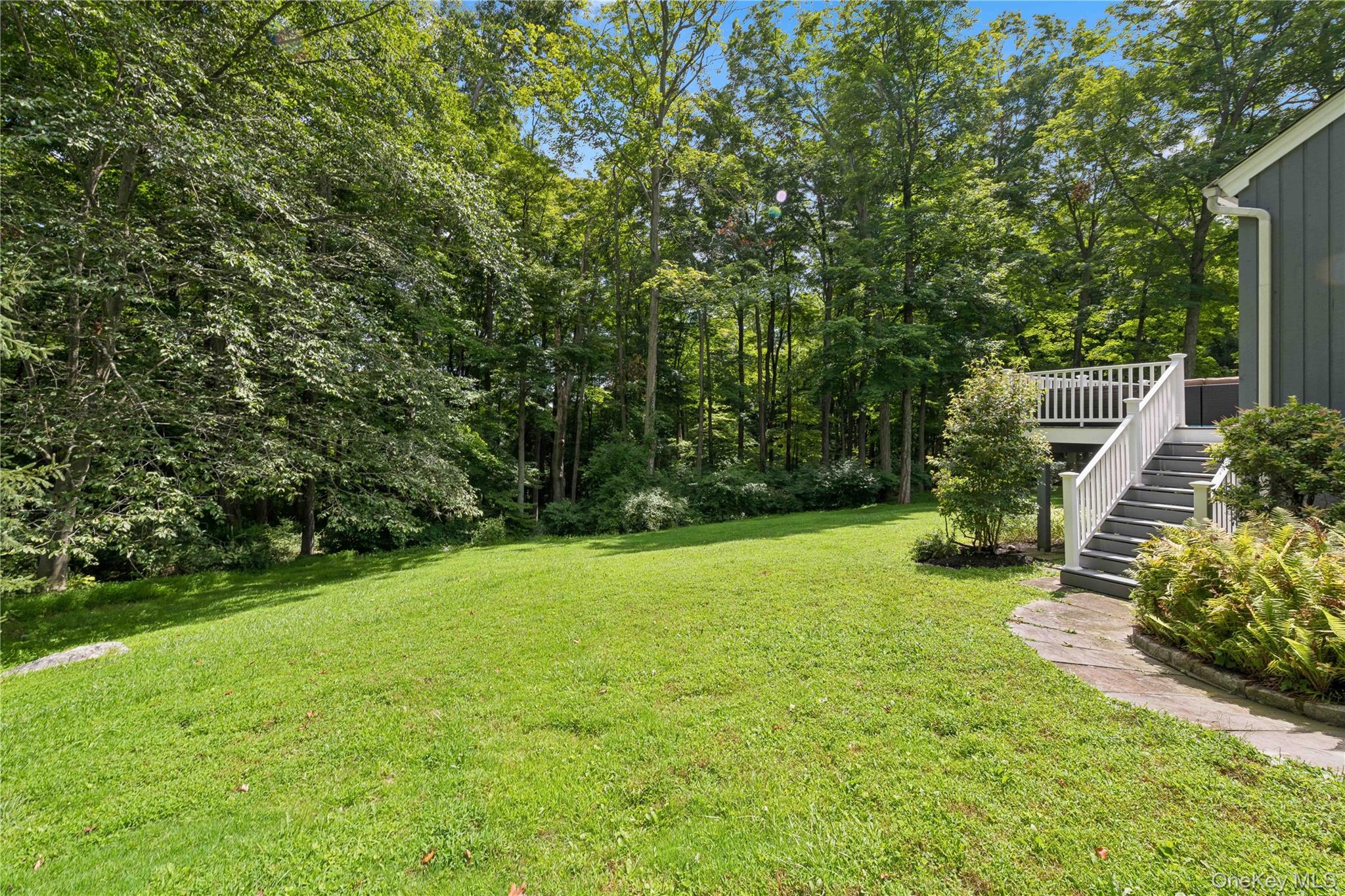 11 Cobbling Rock Drive – For Sale photo 32