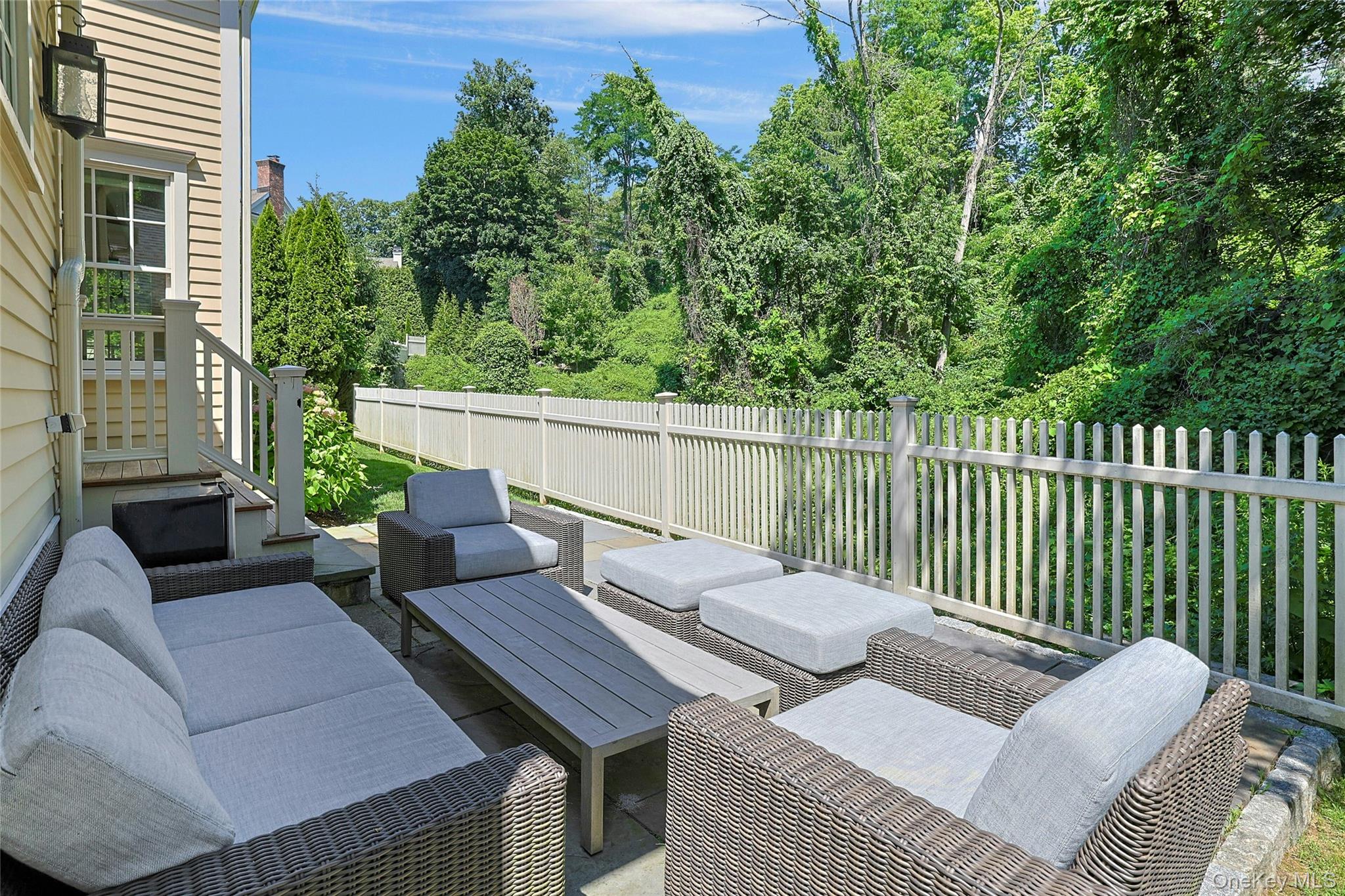 10 Cider Mill Circle – For Sale photo 35