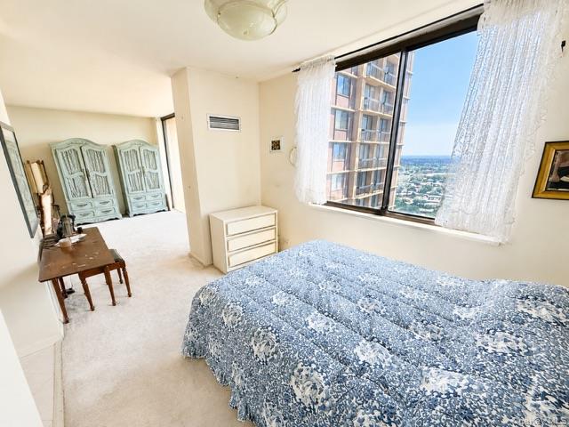 27010 Grand Central  Pky, Unit 22R photo 10