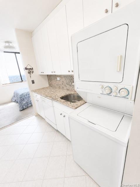 27010 Grand Central  Pky, Unit 22R photo 13