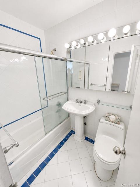 27010 Grand Central  Pky, Unit 22R photo 15