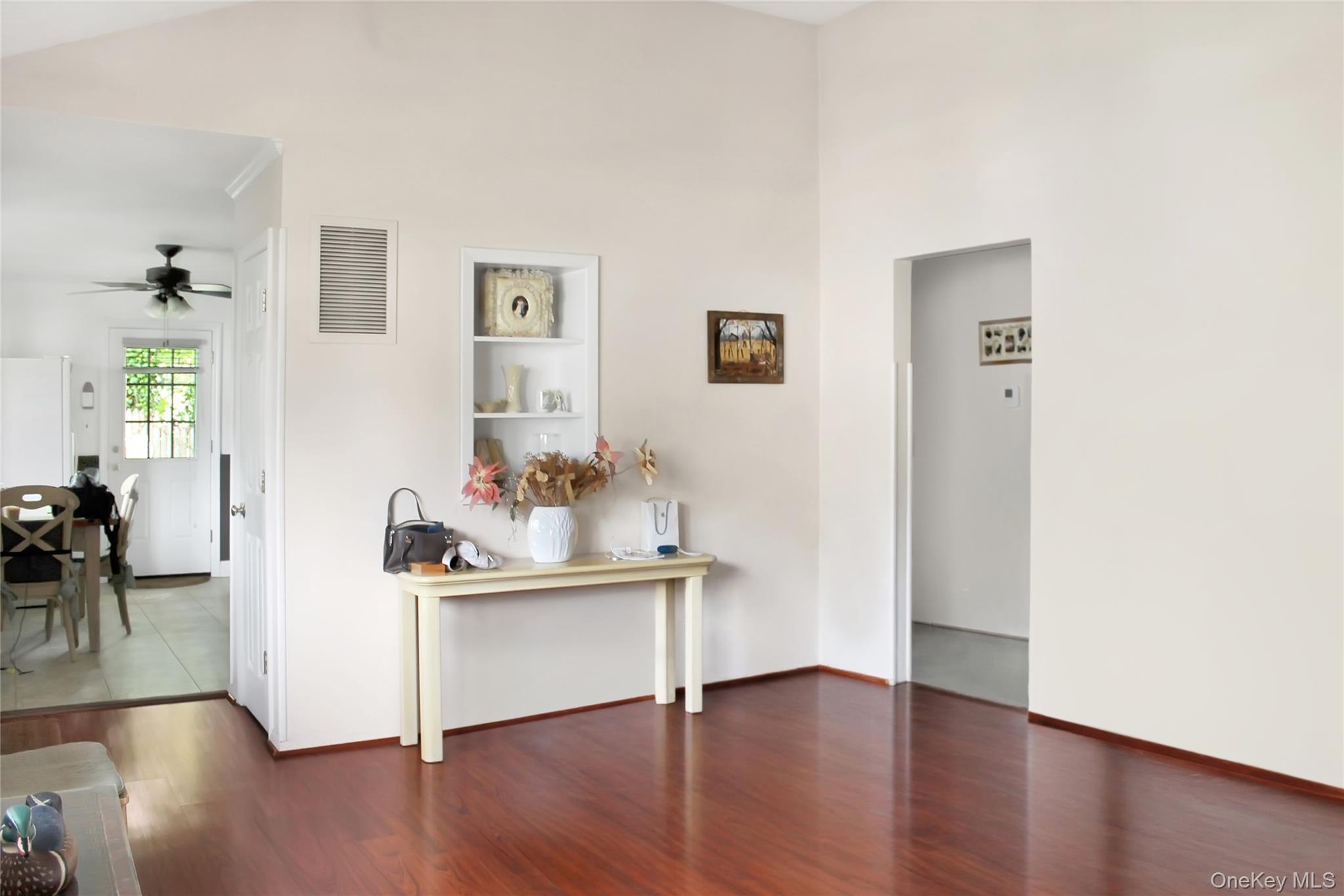 6 Lancaster Place – For Sale photo 4