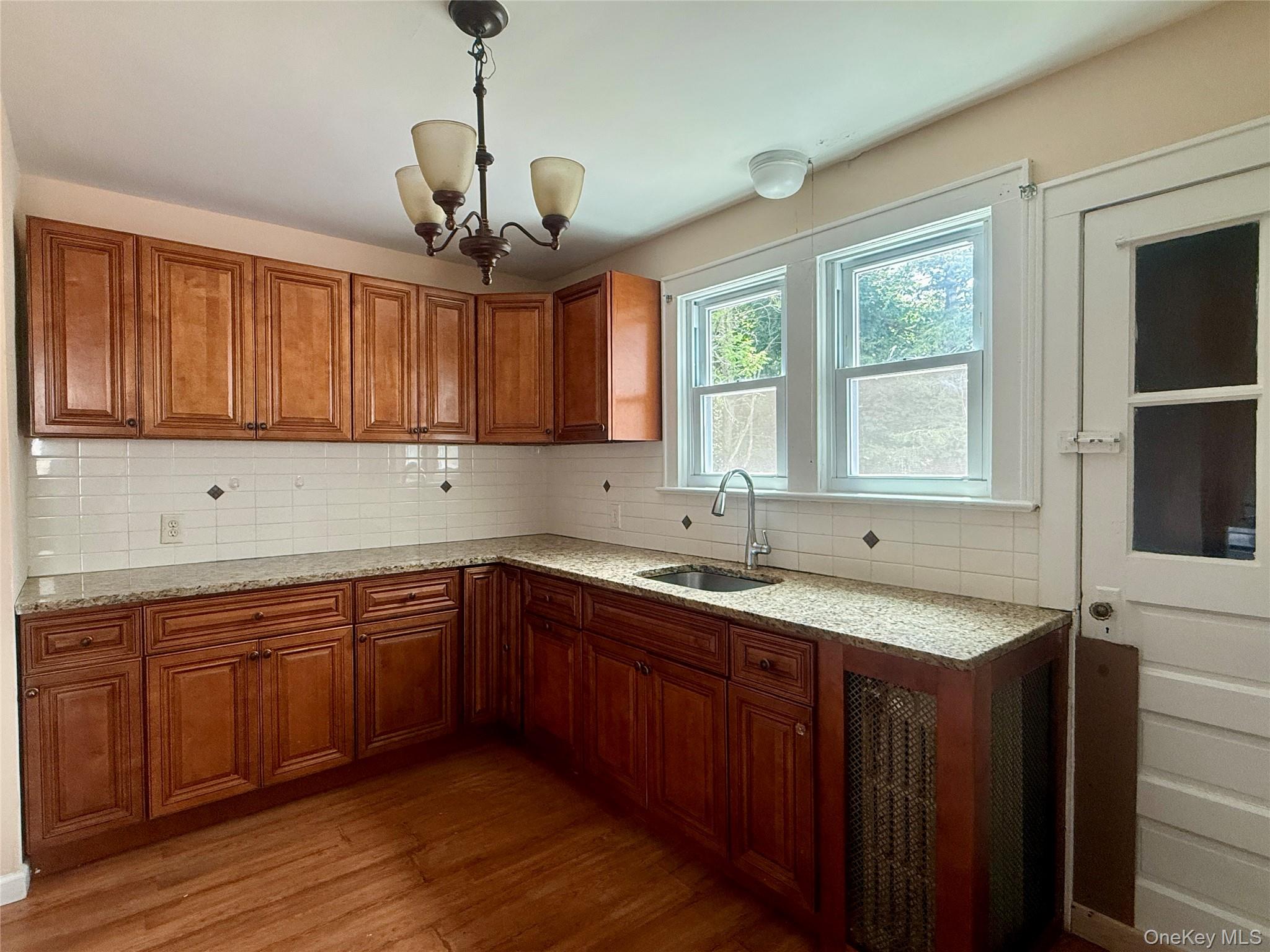 109 L Street – For Rent