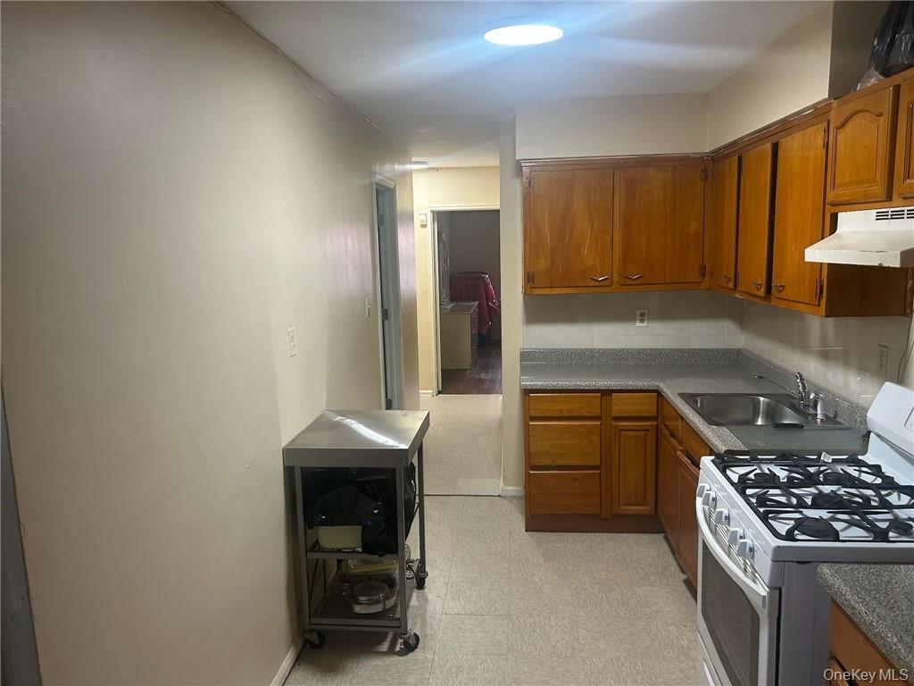 10120 Avenue J – For Sale photo 7