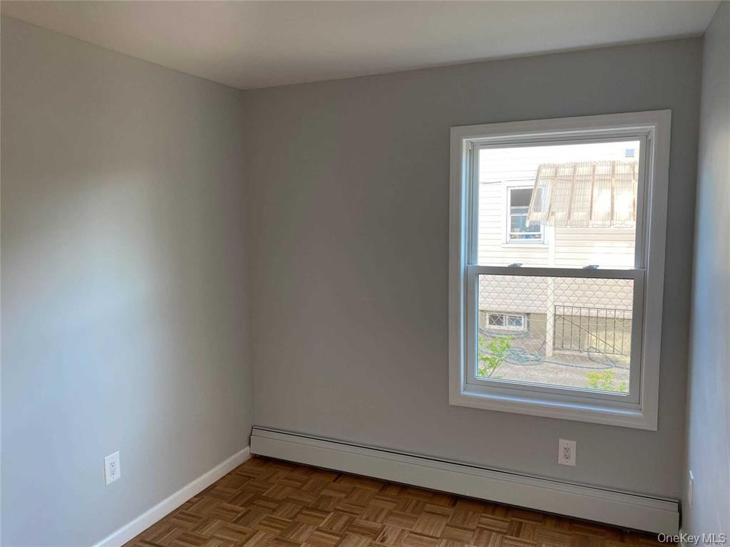 158 Rhodes Avenue – For Rent