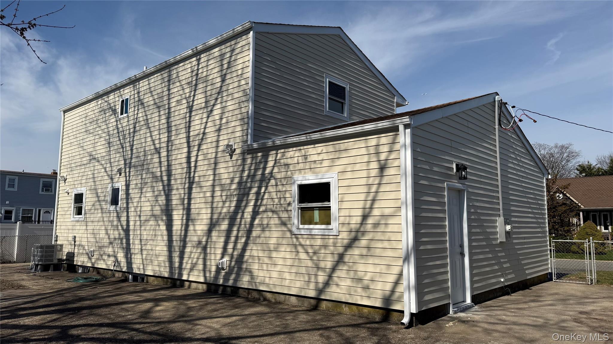 211 4th Avenue – For Sale photo 4