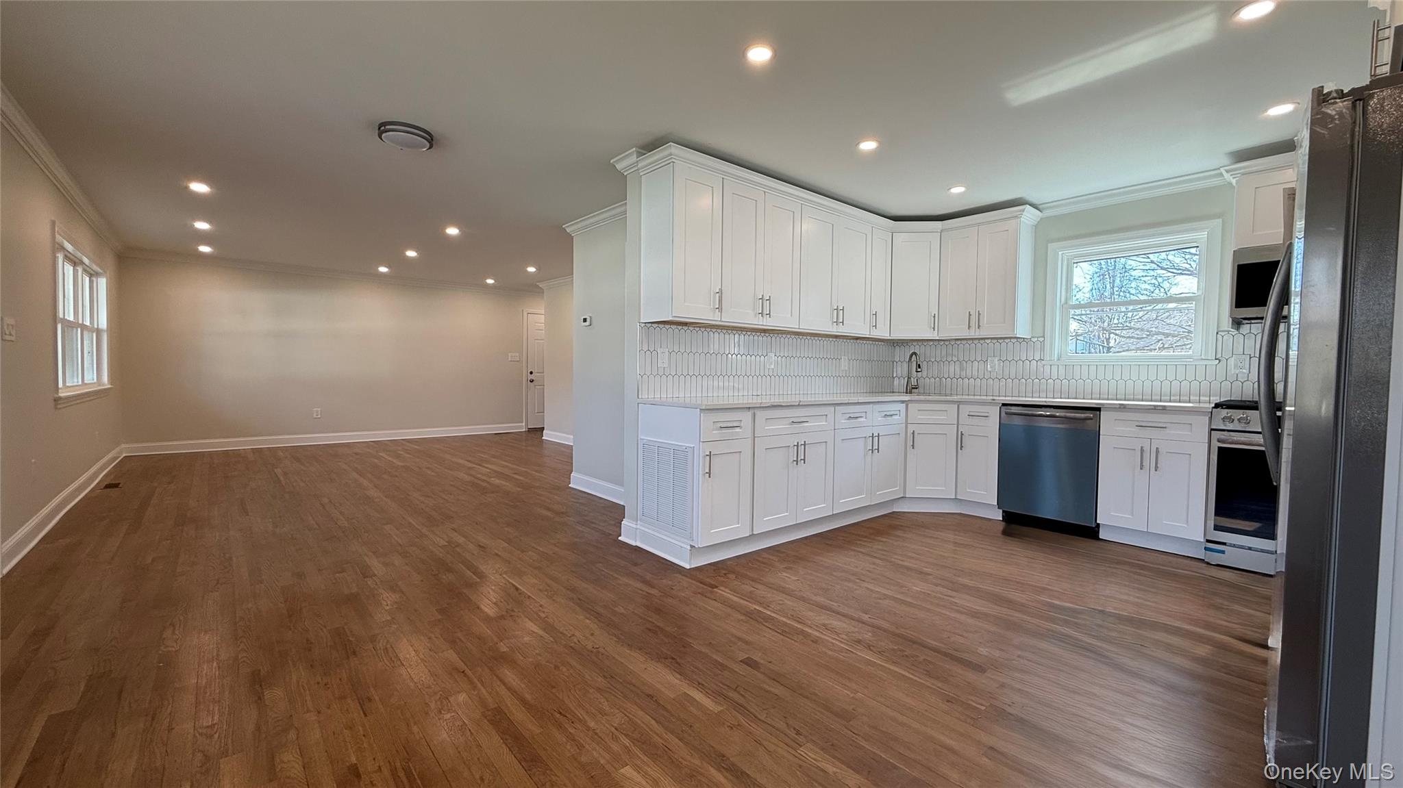 211 4th Avenue – For Sale photo 9