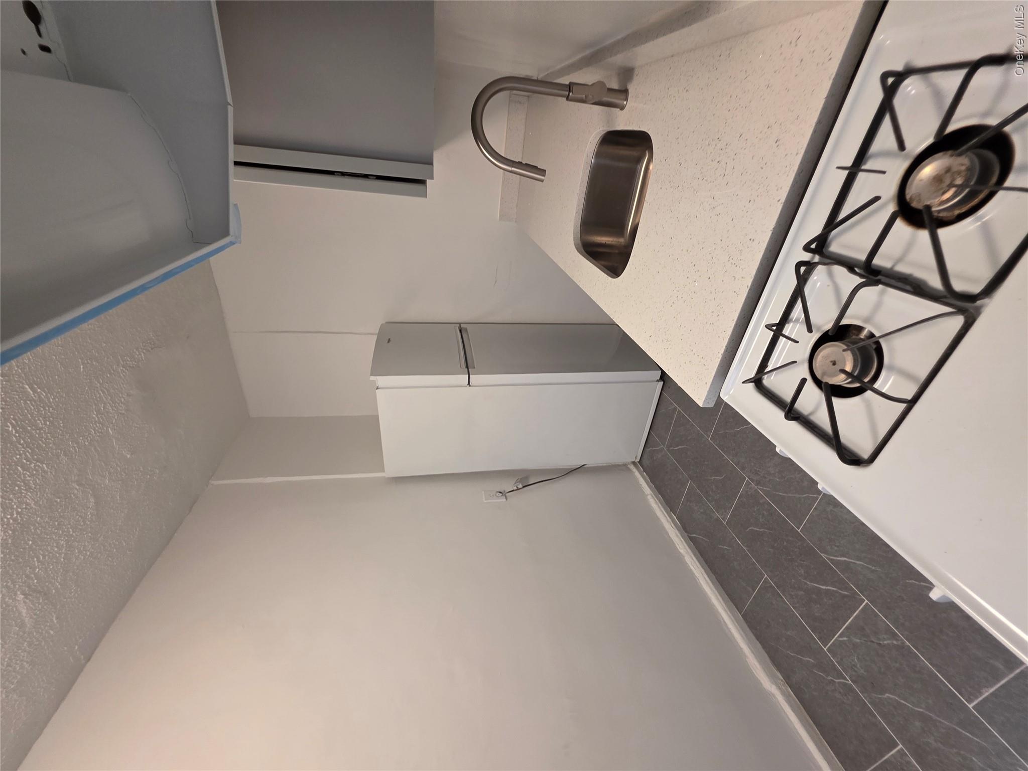 855 E 178th St Street, Unit 18D photo 3