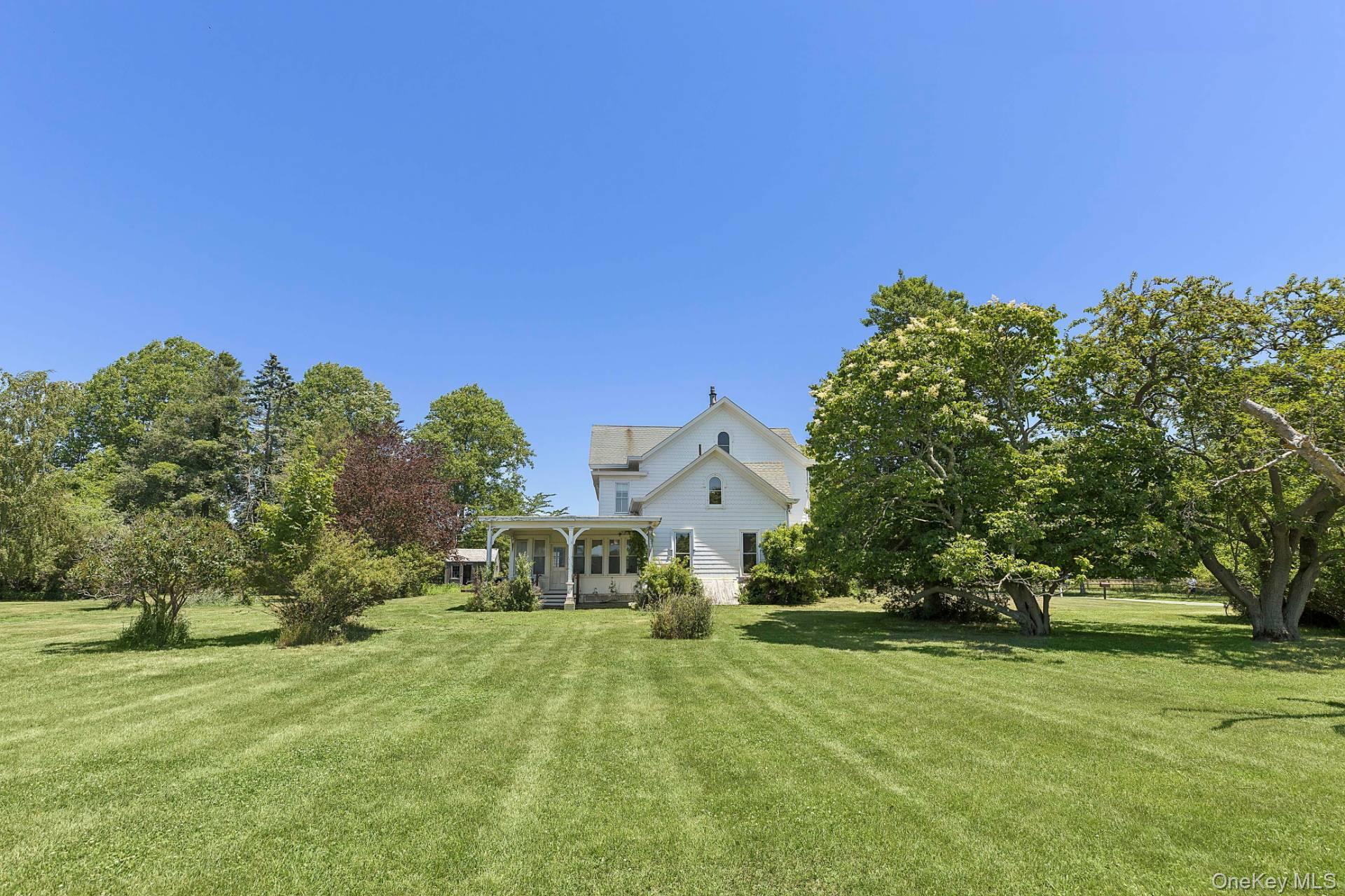 605 Halyoake Avenue – For Sale photo 22