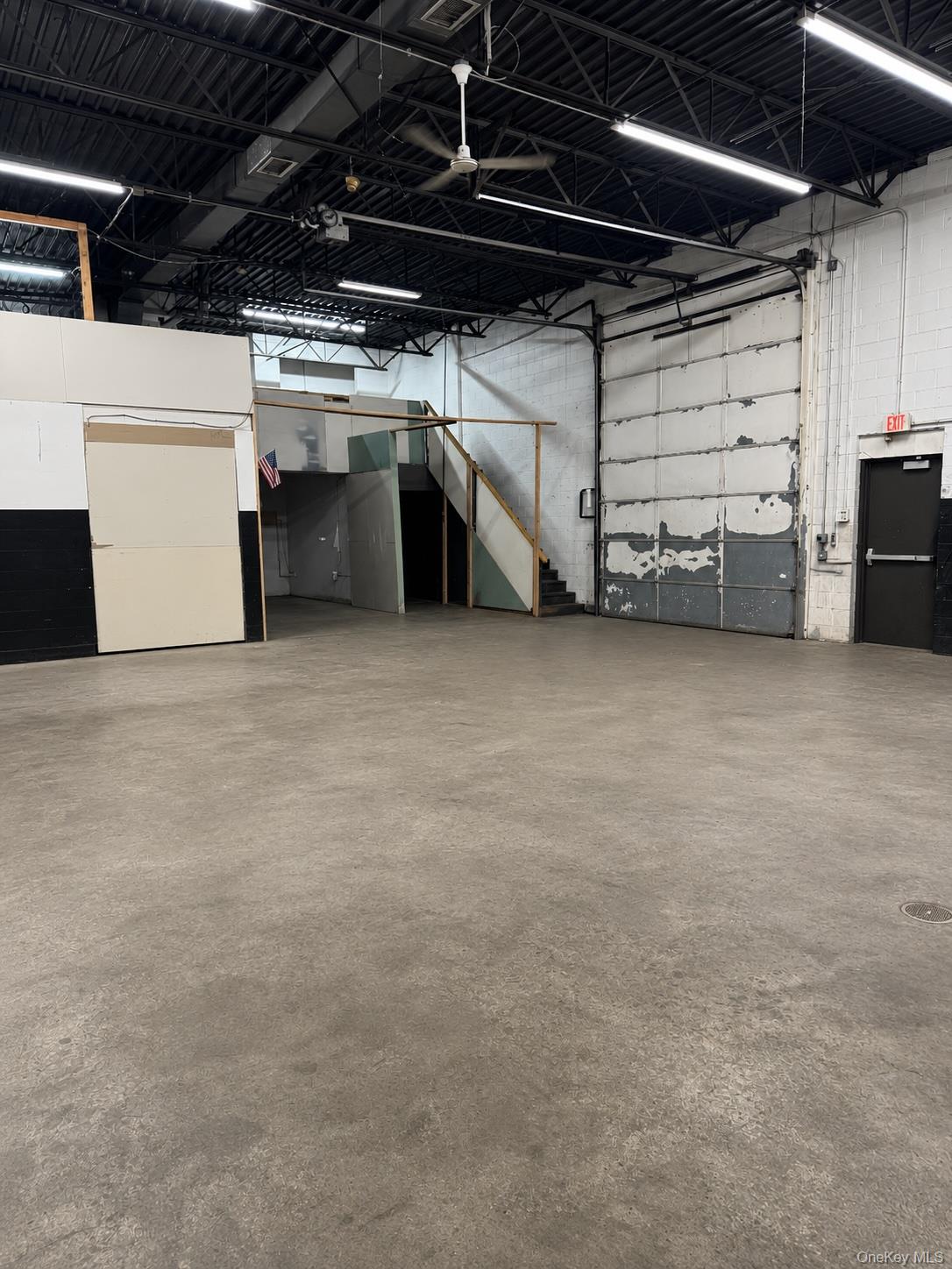 91 Moffitt Boulevard – For Rent