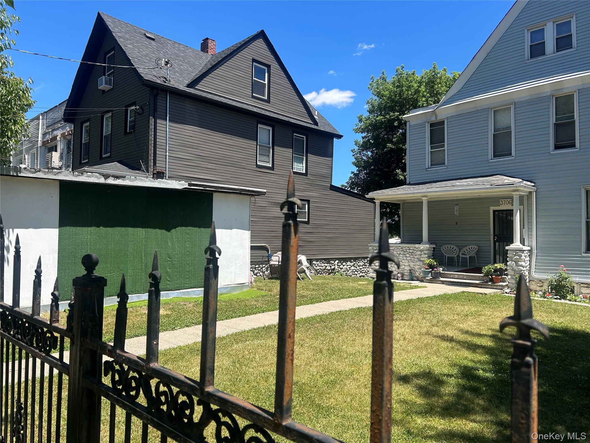 3708 Dyre Avenue – For Rent photo 6