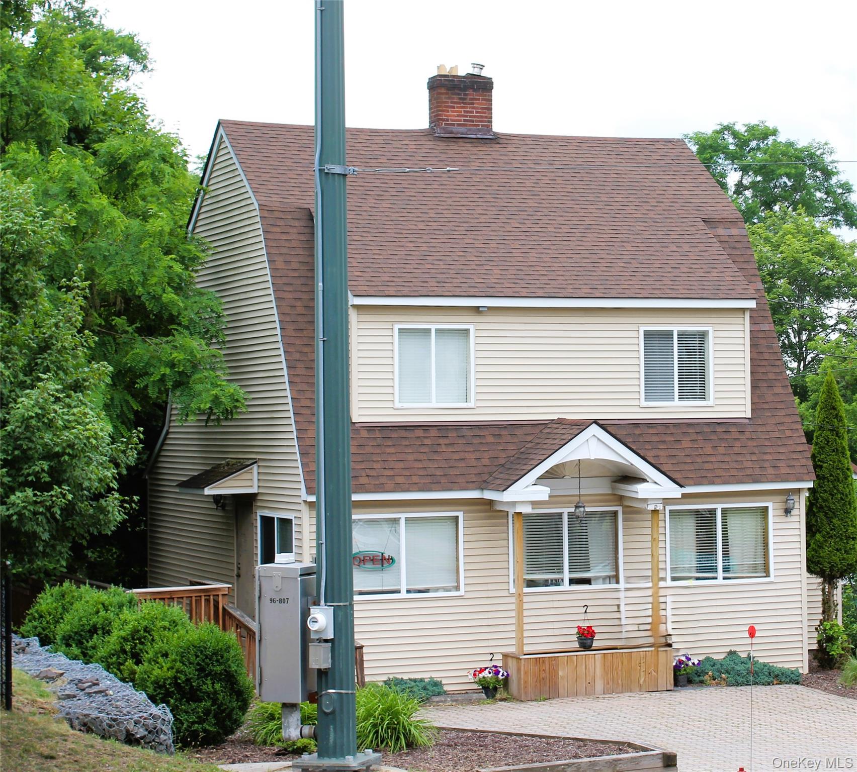 58 Pleasant Street – For Sale