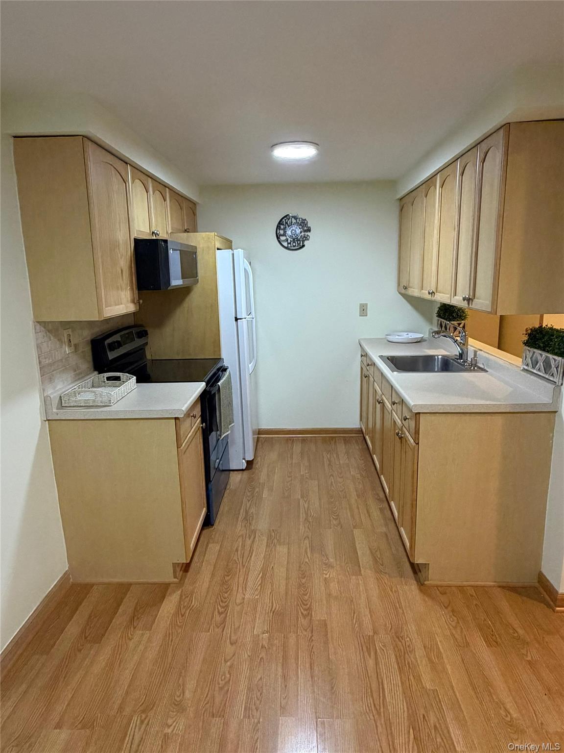 182 Crystal Brook Hollow Road – For Rent photo 4