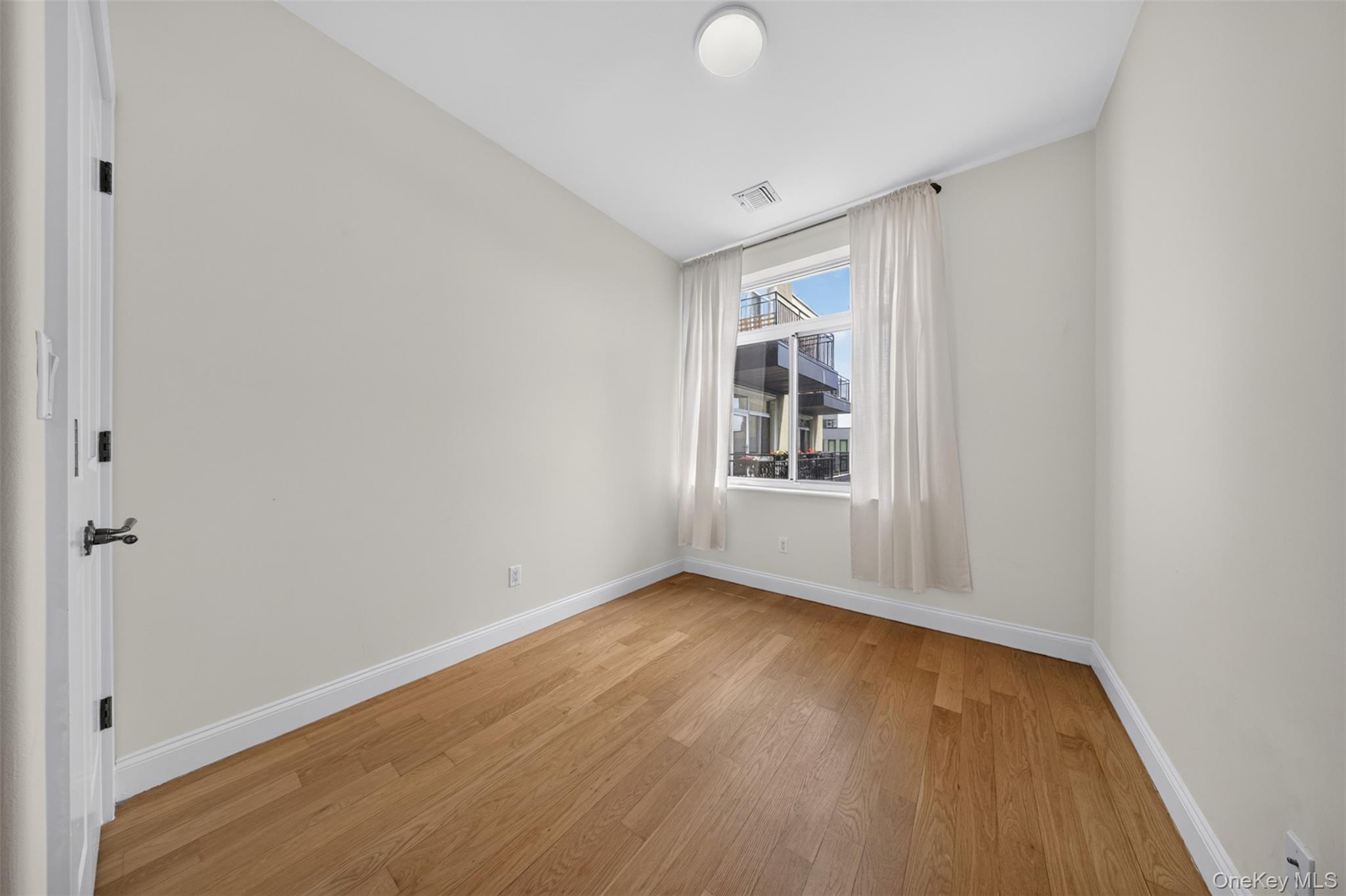 100 Engert Avenue, Unit 5C photo 18
