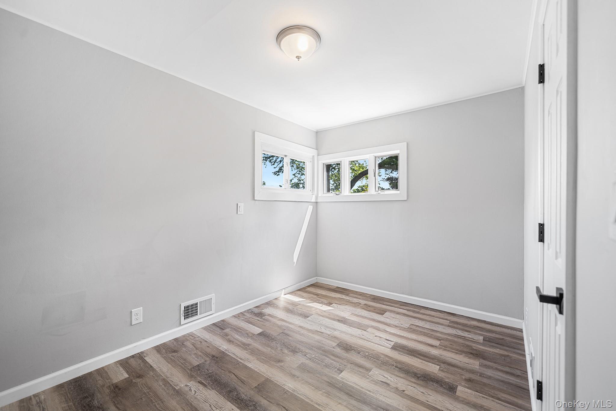 4 Sibley Place – For Sale photo 14