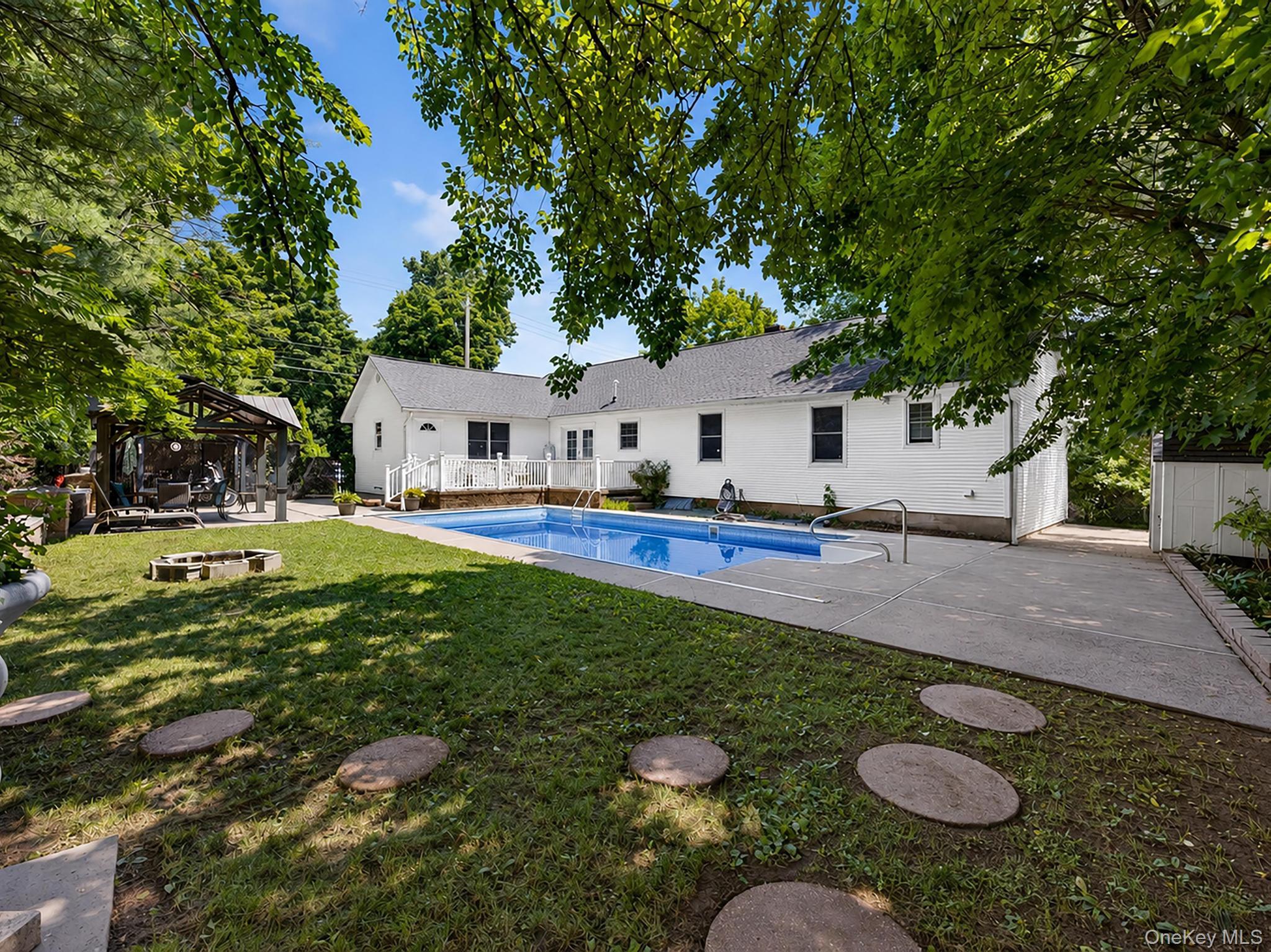 42 Highview Avenue – For Sale photo 35