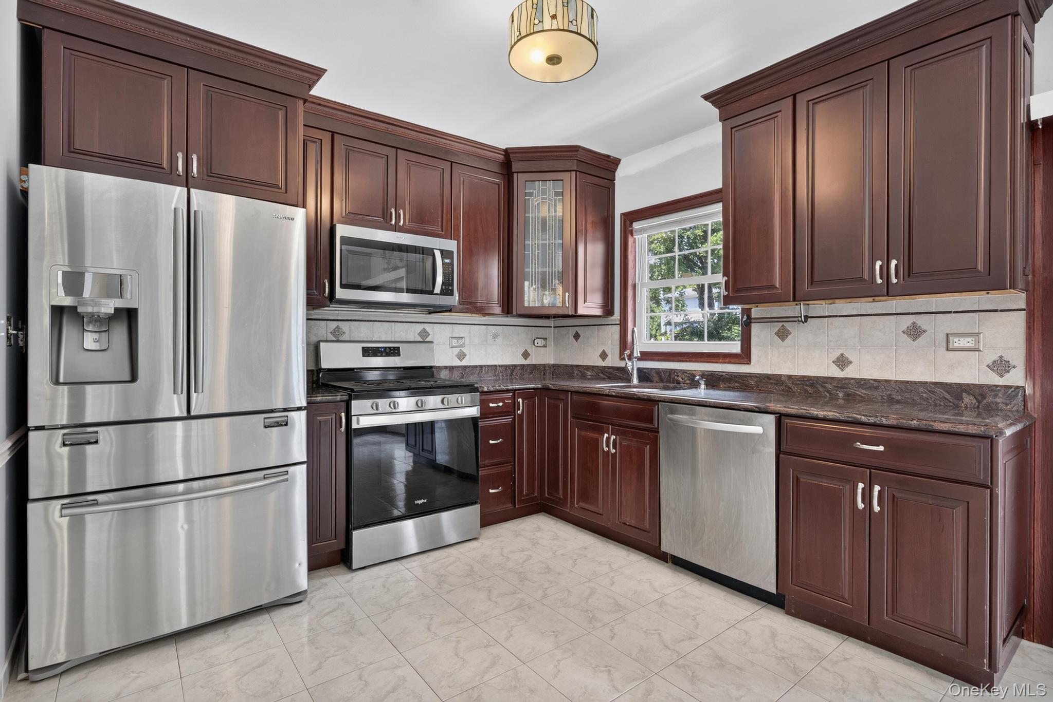 42 Highview Avenue – For Sale photo 8