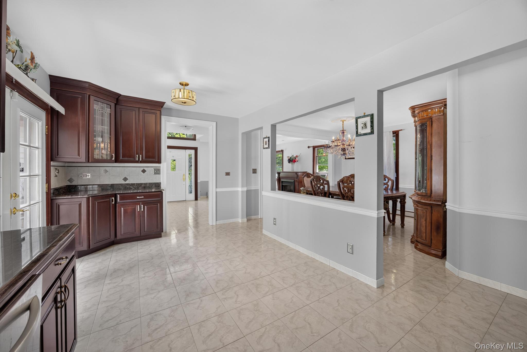 42 Highview Avenue – For Sale photo 12