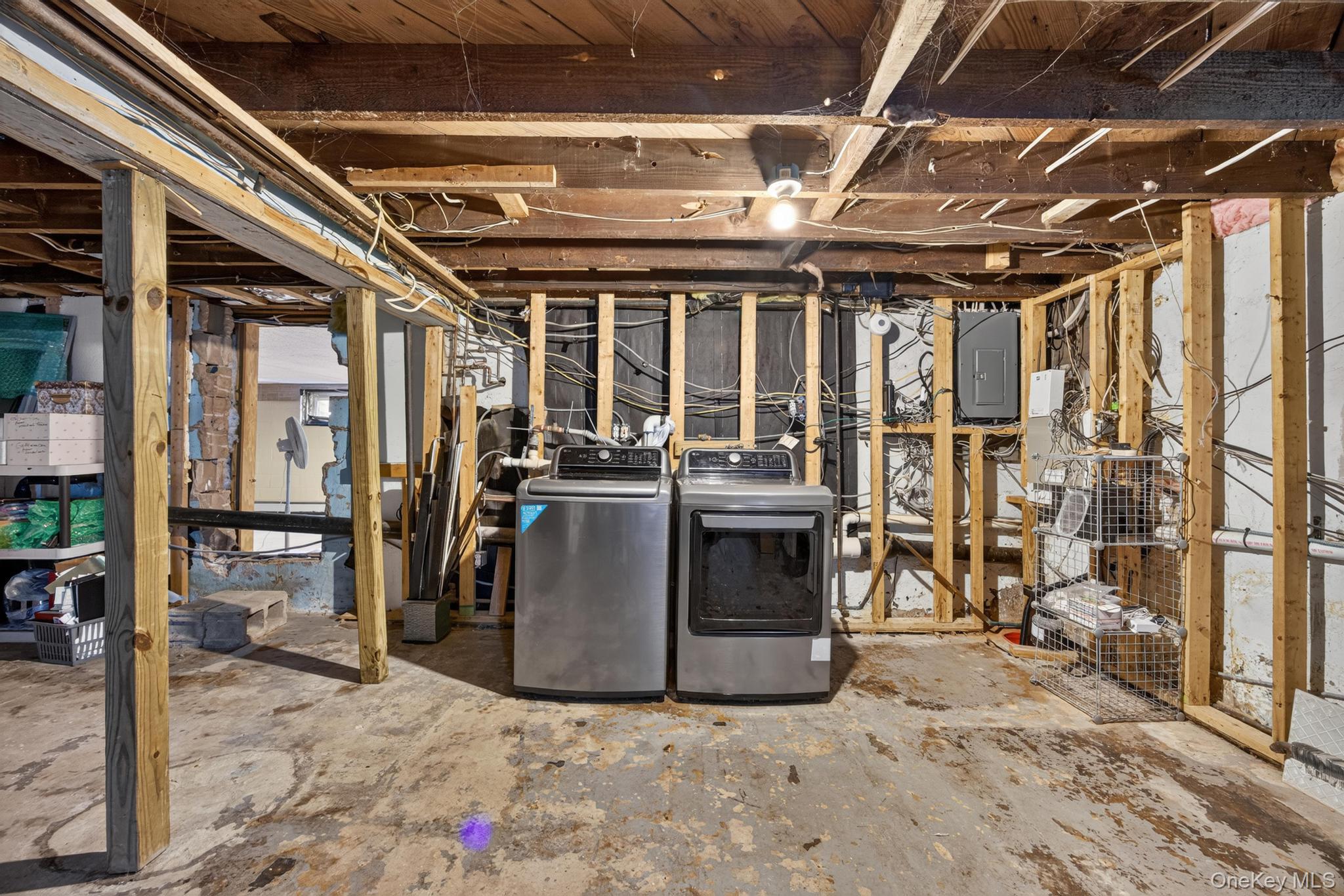 42 Highview Avenue – For Sale photo 34