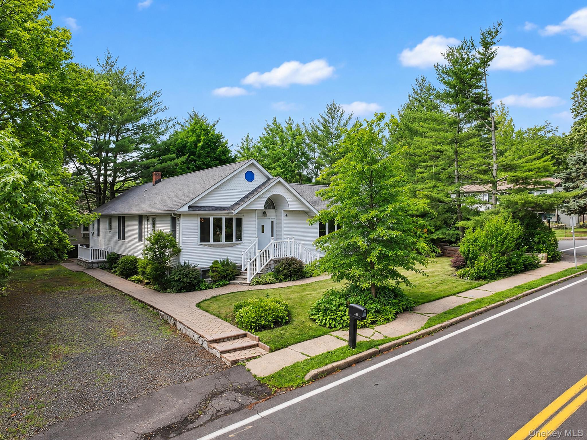 42 Highview Avenue – For Sale photo 7