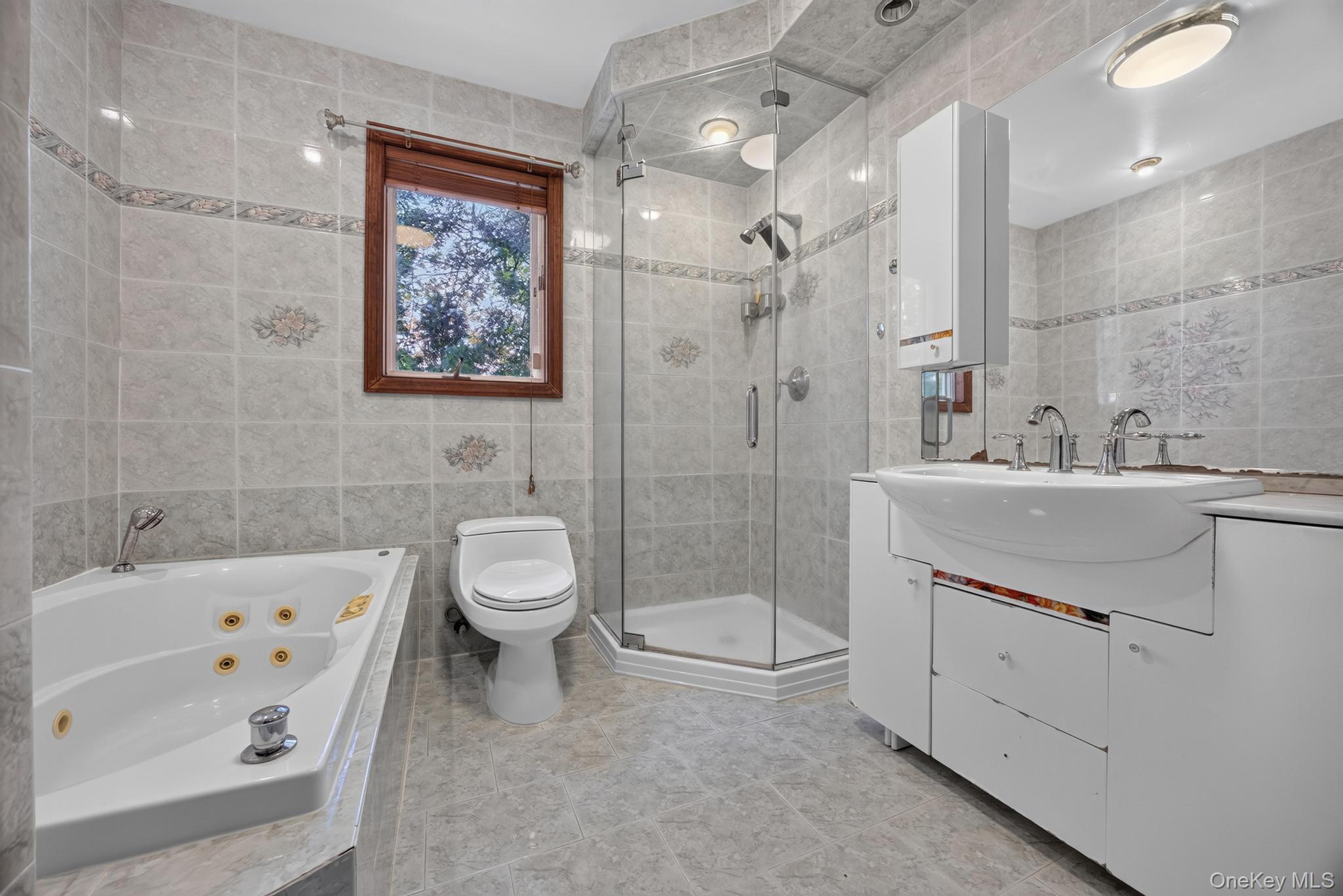 42 Highview Avenue – For Sale photo 29