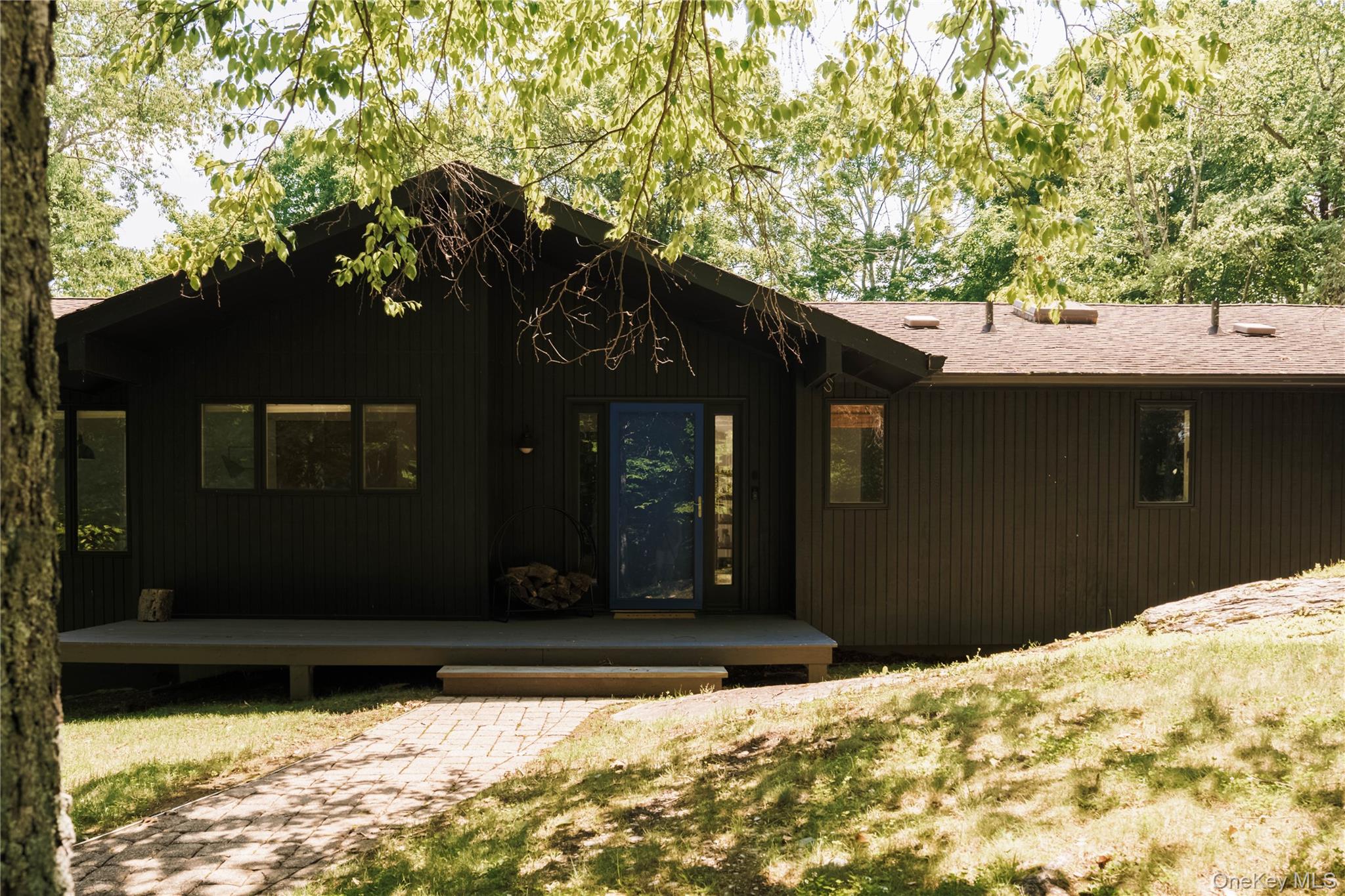 17 Belcher Road – For Sale photo 2