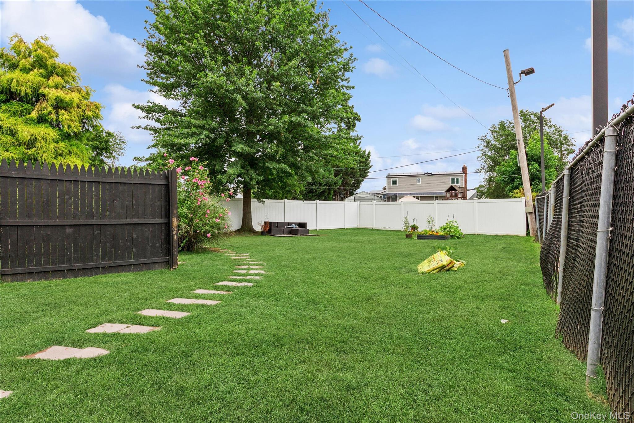301 Merrick Avenue – For Sale photo 21