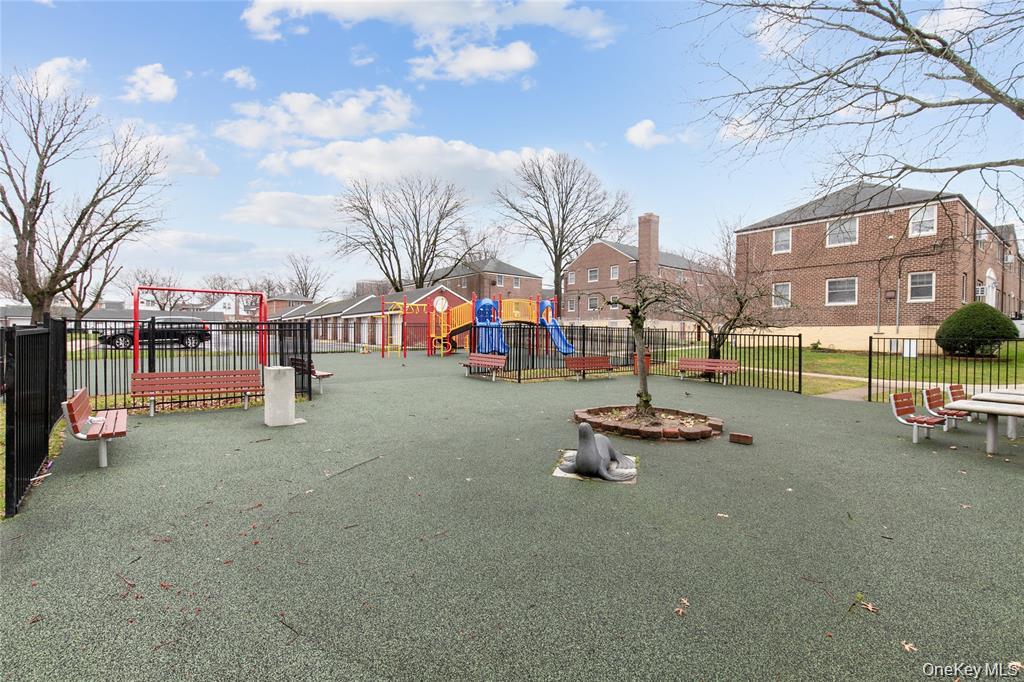 251-34 61st Avenue, Unit 1 photo 24