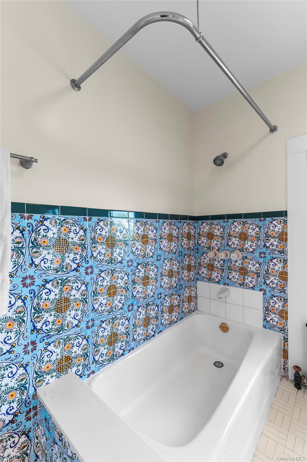 34 Old Mountain Road S – For Sale photo 24