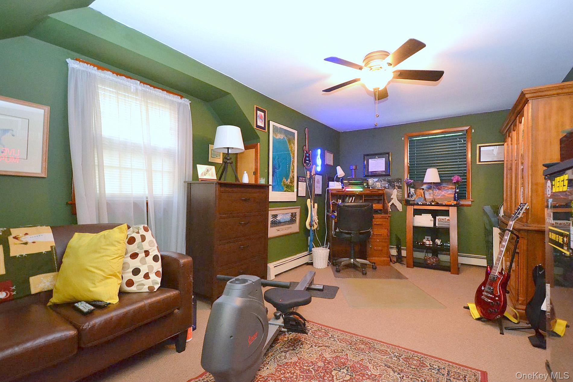 5 Radio Avenue – For Sale photo 14