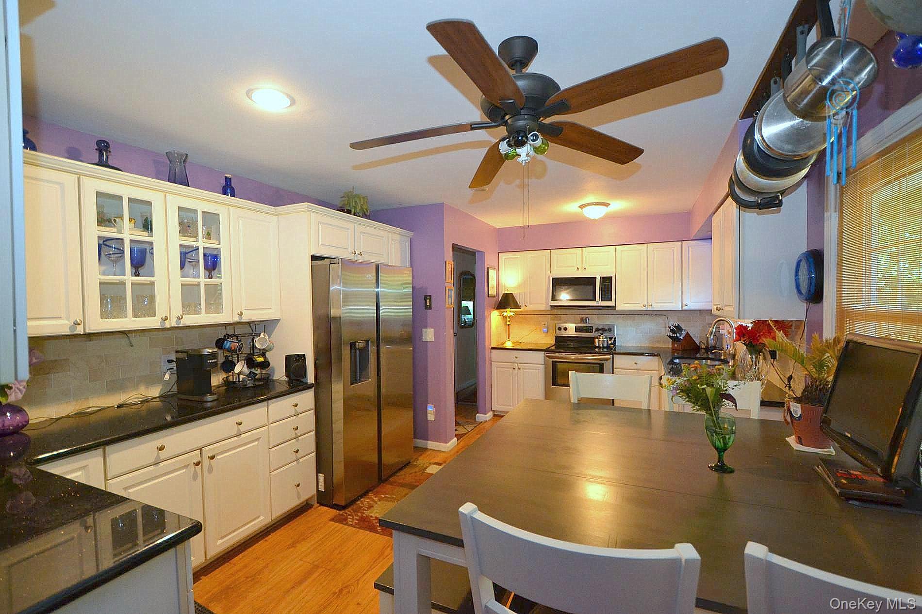5 Radio Avenue – For Sale photo 6