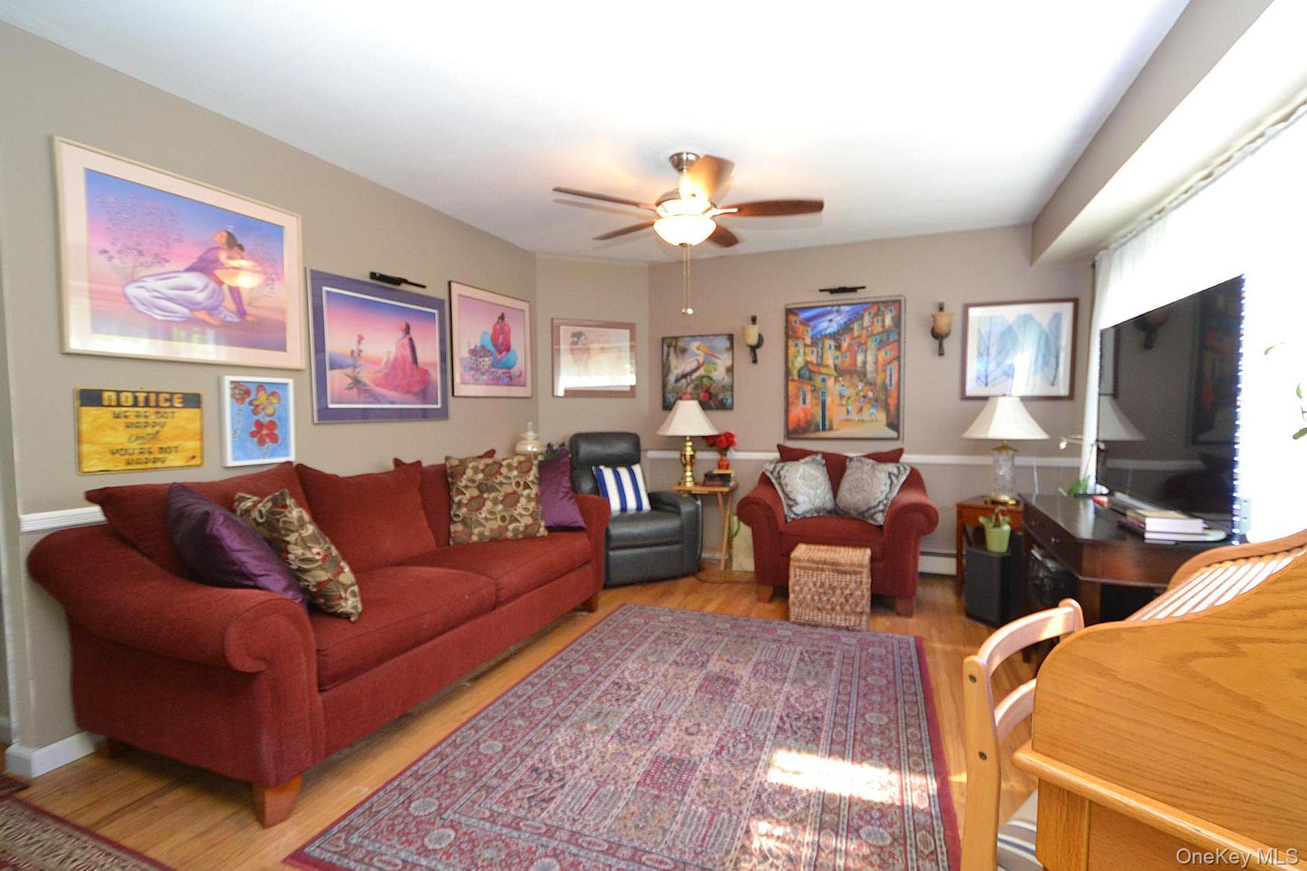 5 Radio Avenue – For Sale photo 4