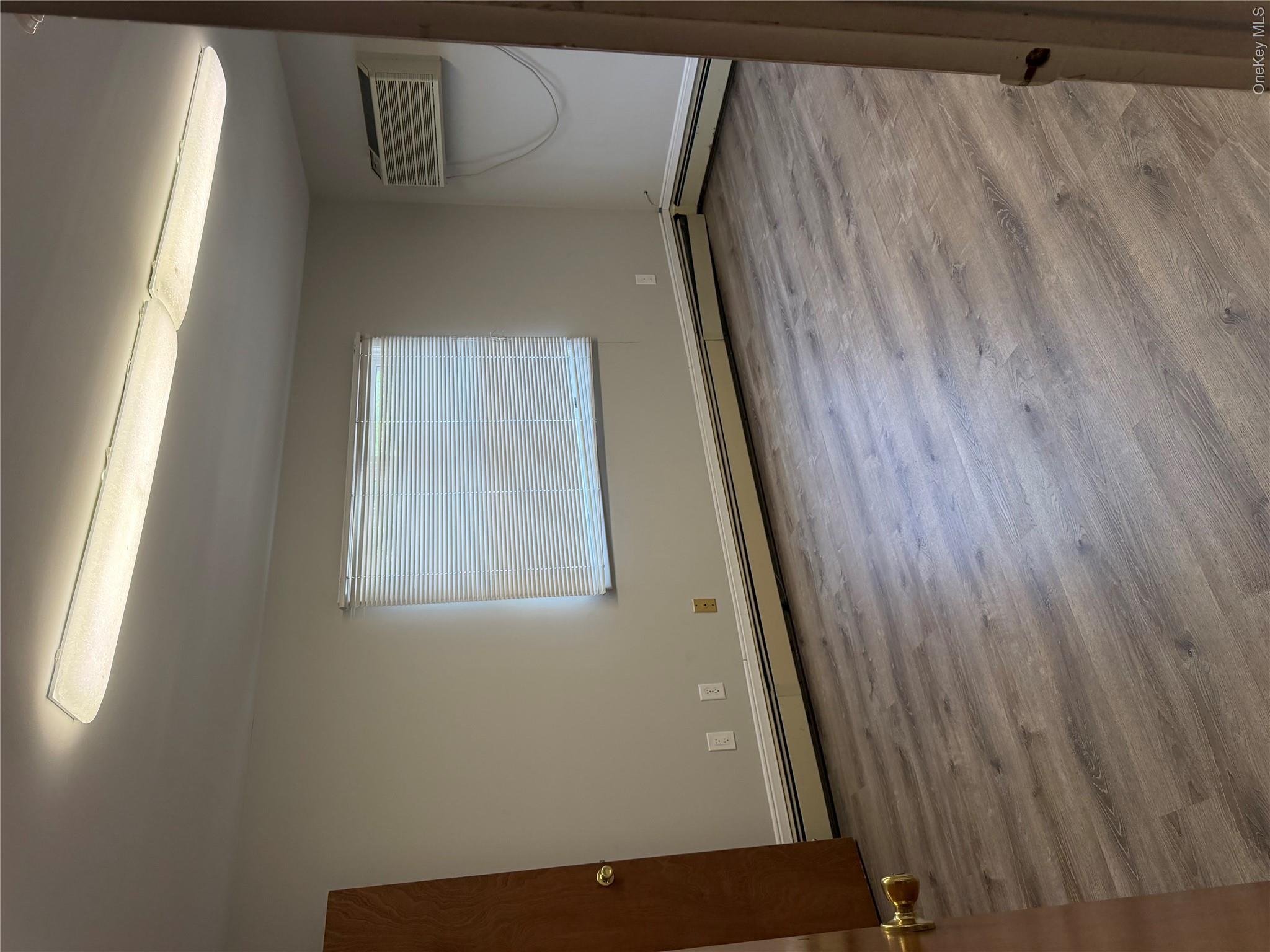 2168 Central Park Avenue – For Rent photo 6