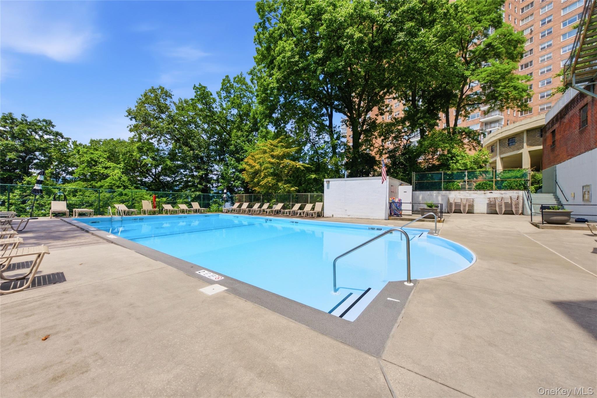 2575 Palisade Avenue, Unit 11J photo 9