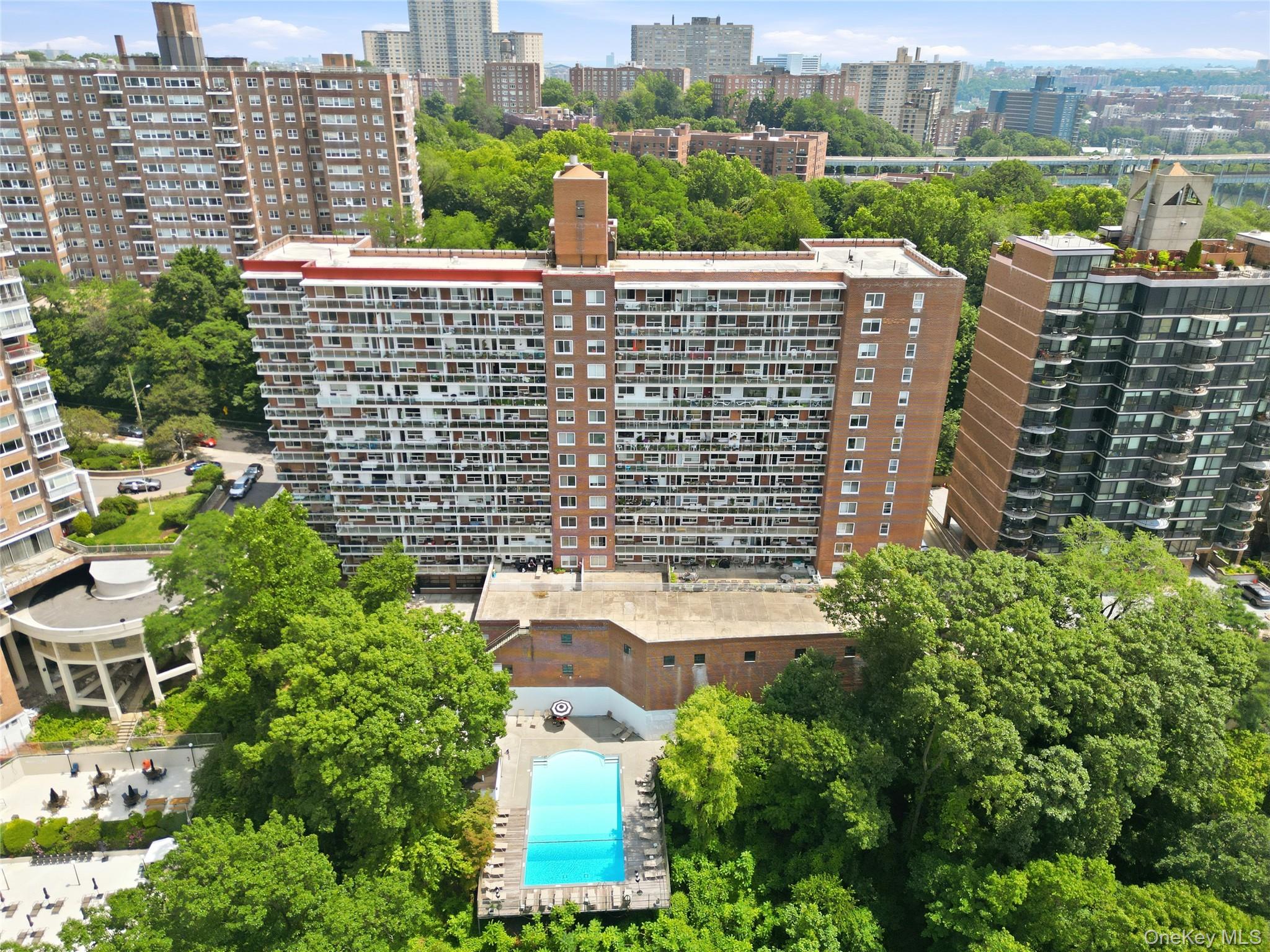 2575 Palisade Avenue, Unit 11J photo 11