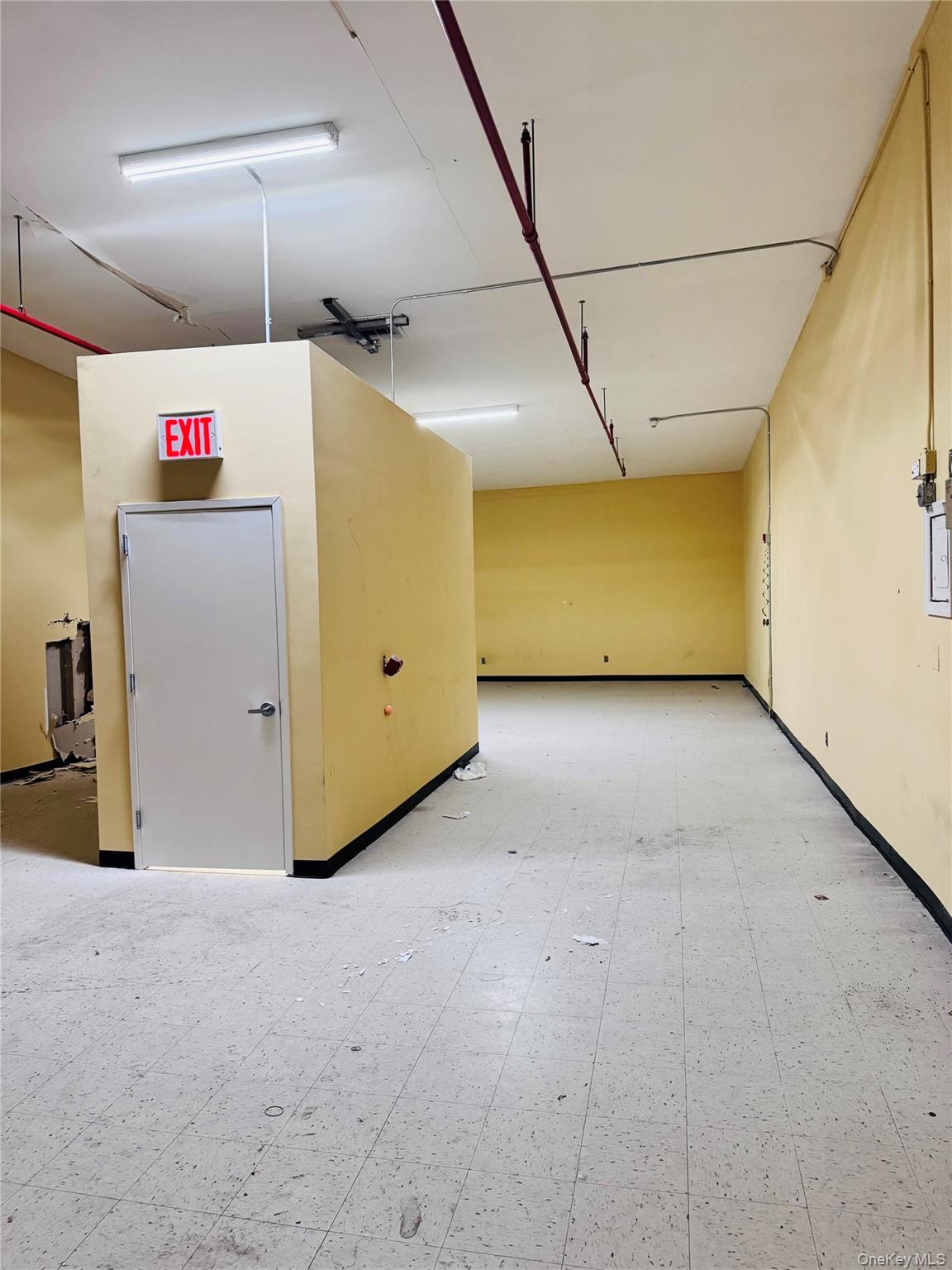 30-75 Steinway Street – For Sale photo 17