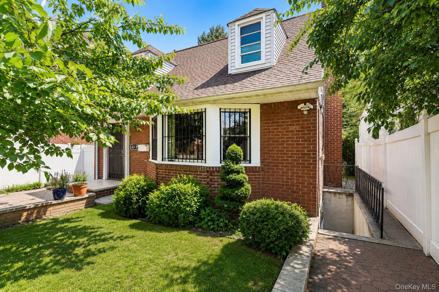14318 84 Avenue – For Sale photo 3