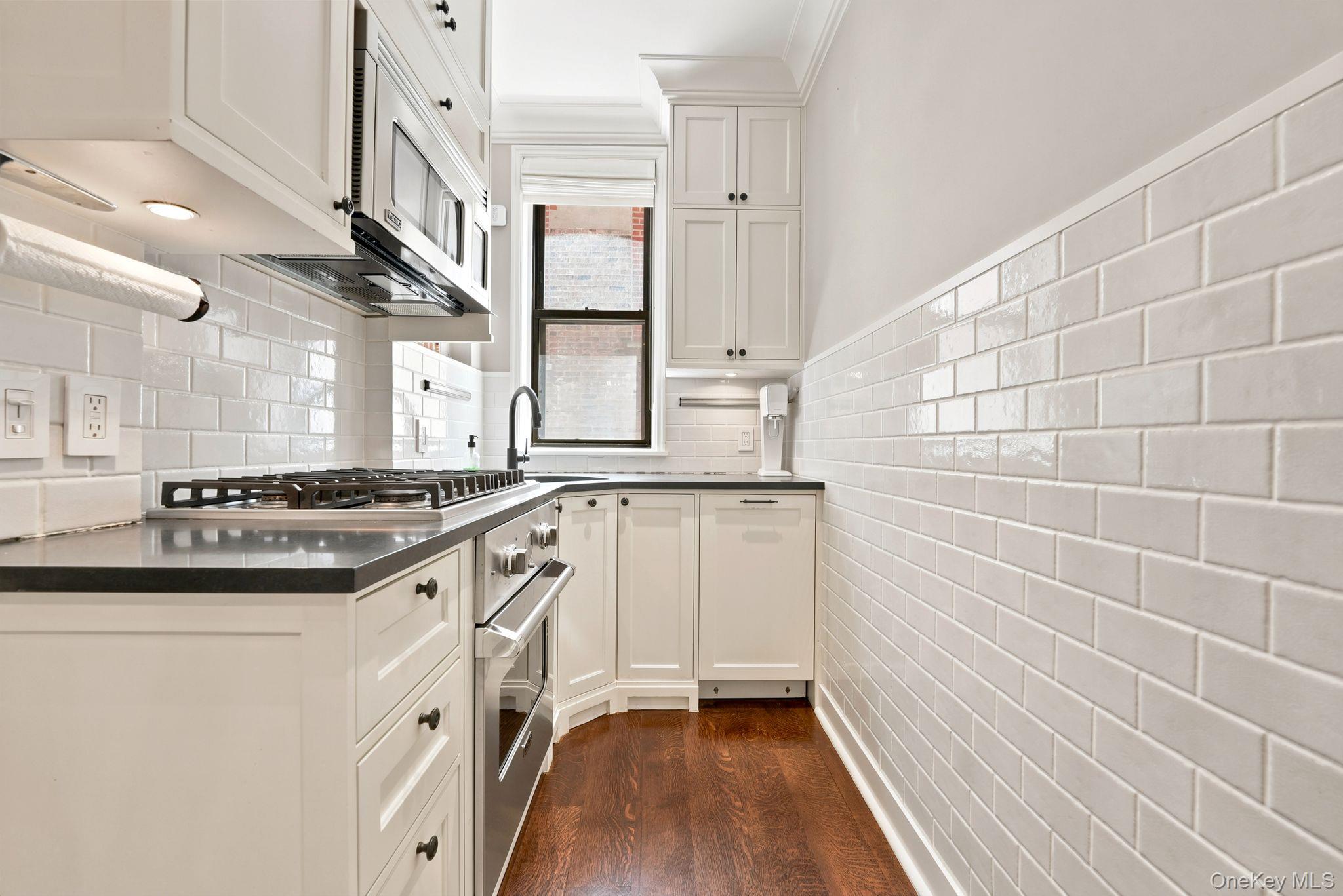 1361 Madison Avenue, Unit 6G photo 16