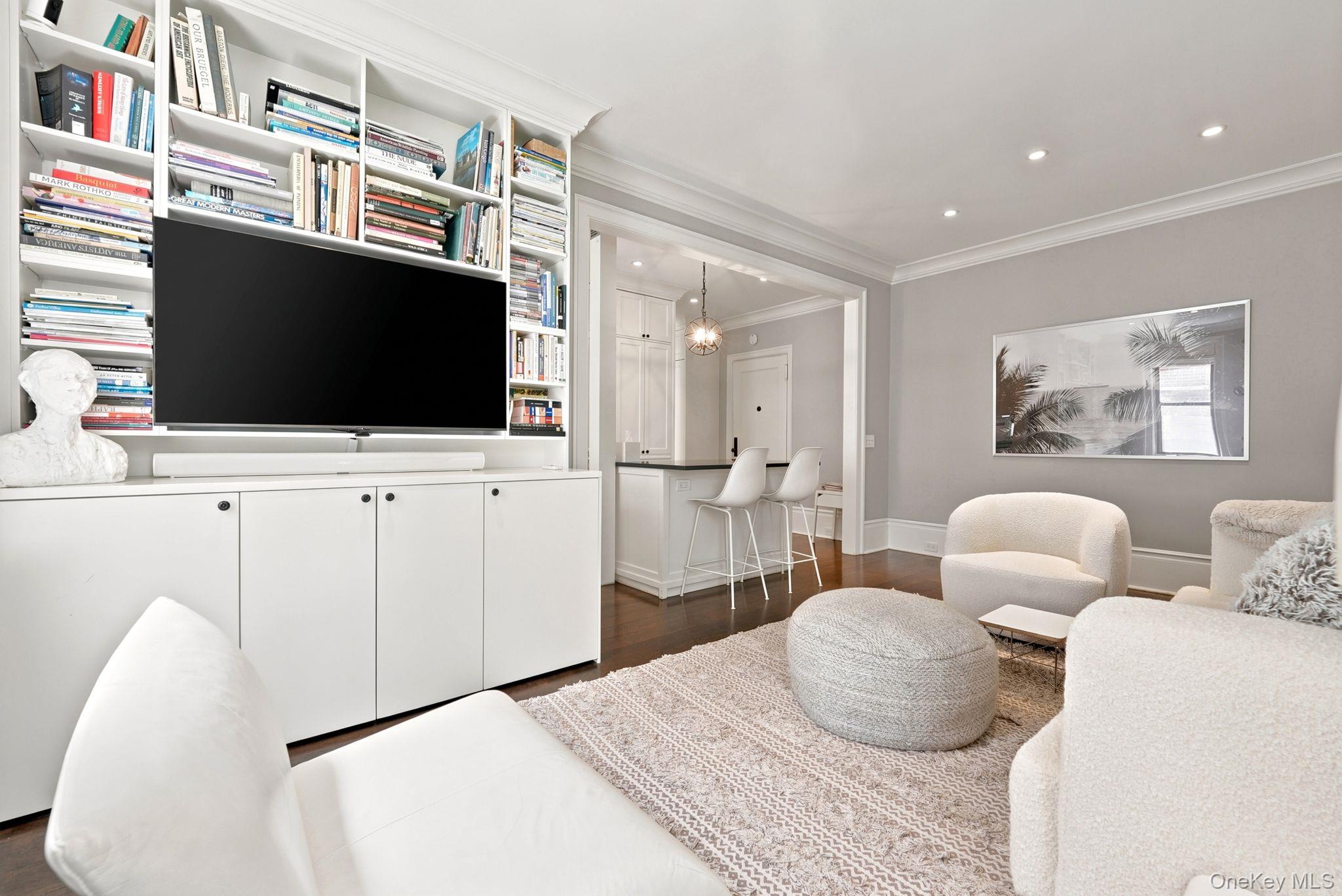 1361 Madison Avenue, Unit 6G photo 11