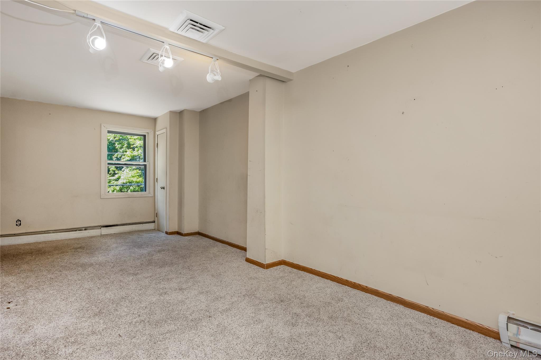 216 Woodbury Road – For Sale photo 13