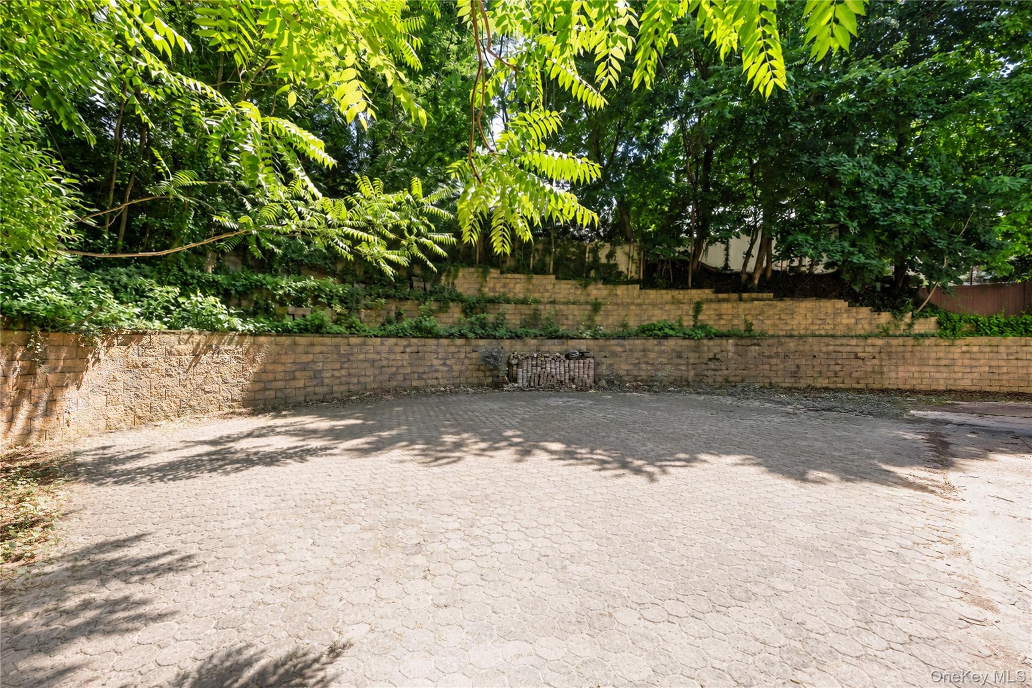 216 Woodbury Road – For Sale photo 7