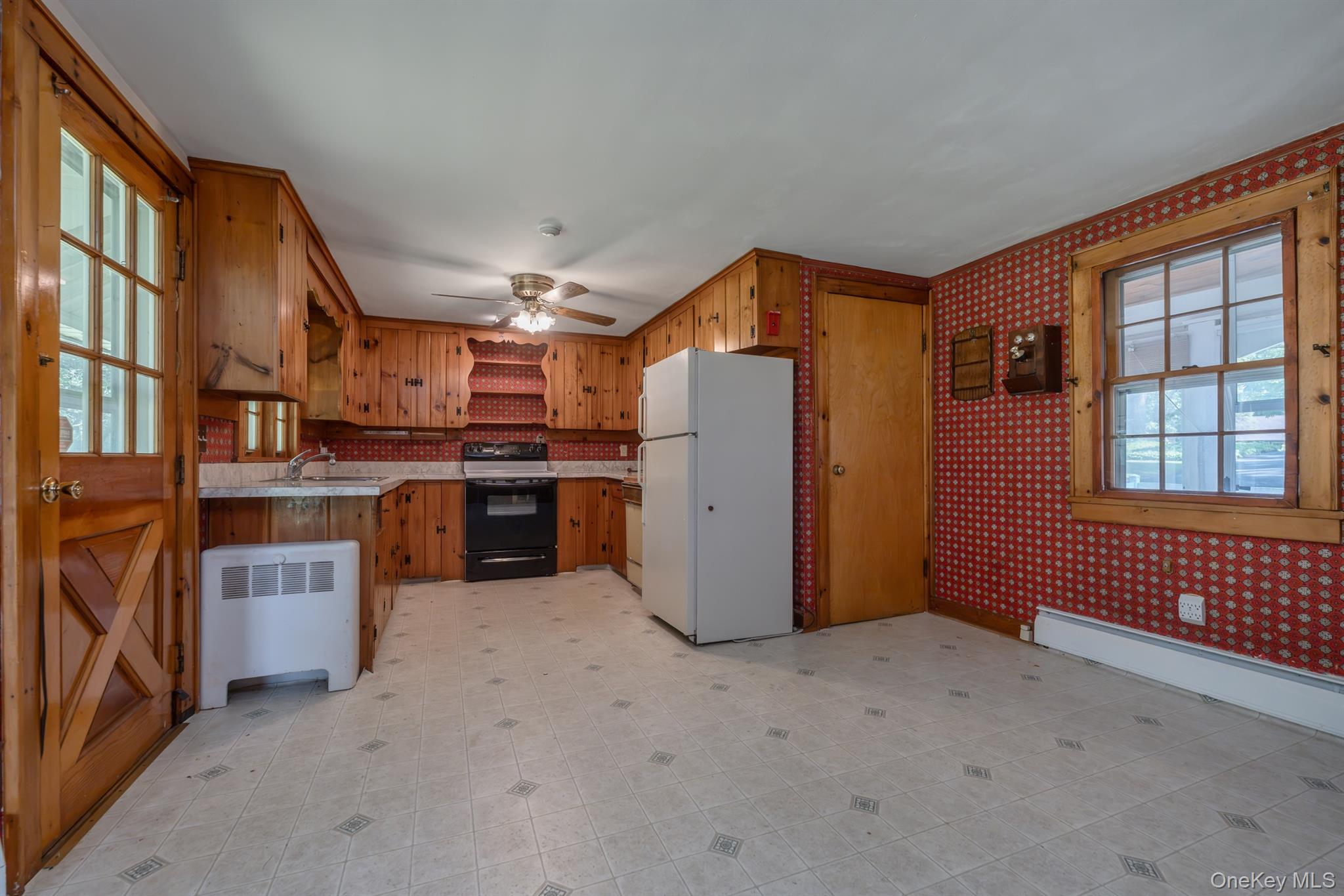 8 Carroll Street – For Sale photo 14
