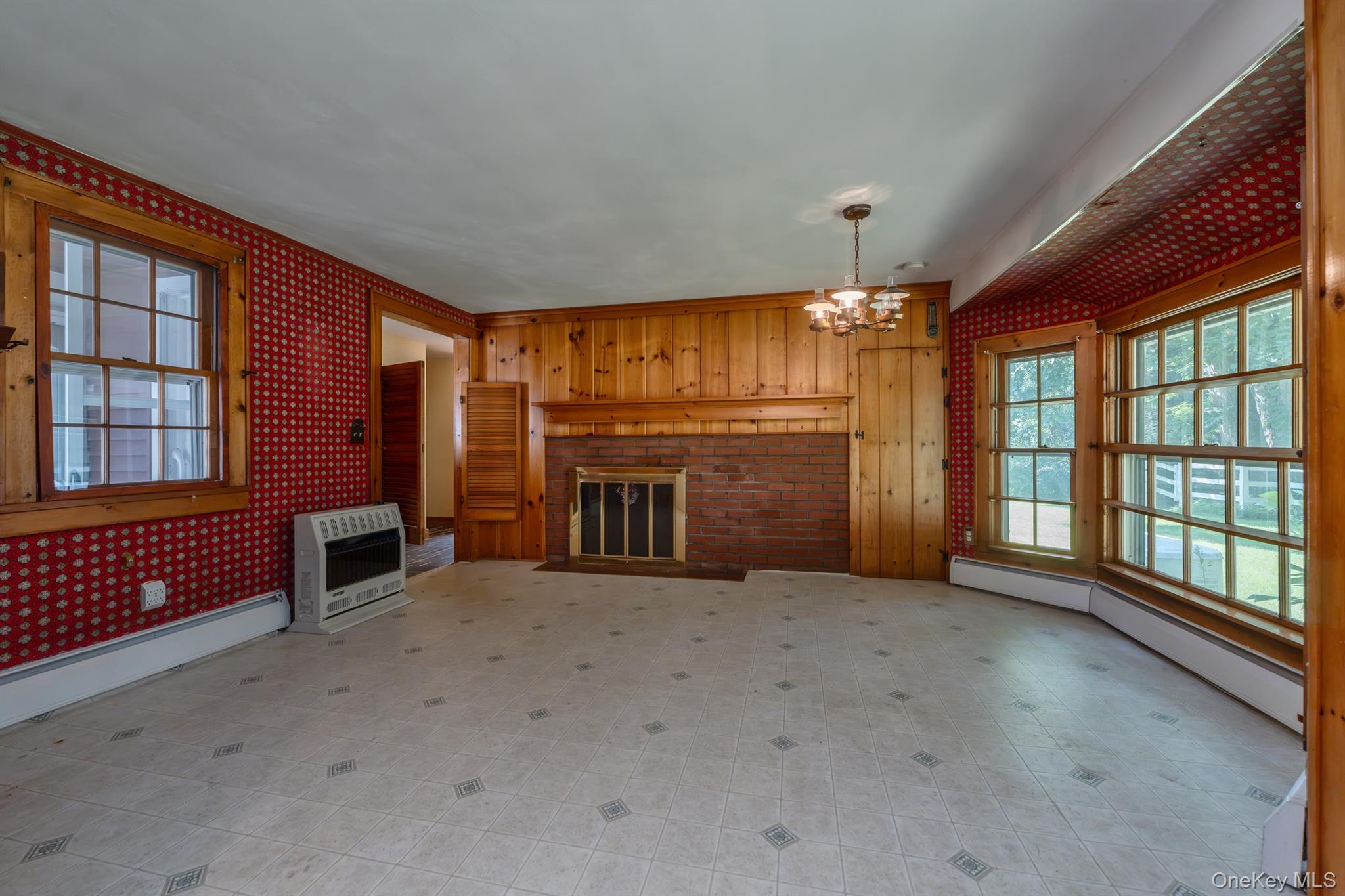 8 Carroll Street – For Sale photo 12