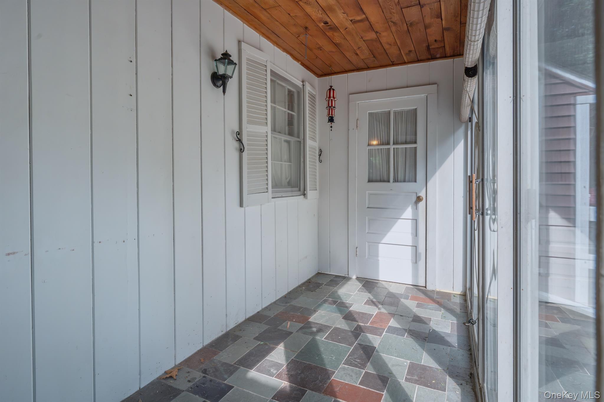 8 Carroll Street – For Sale photo 34