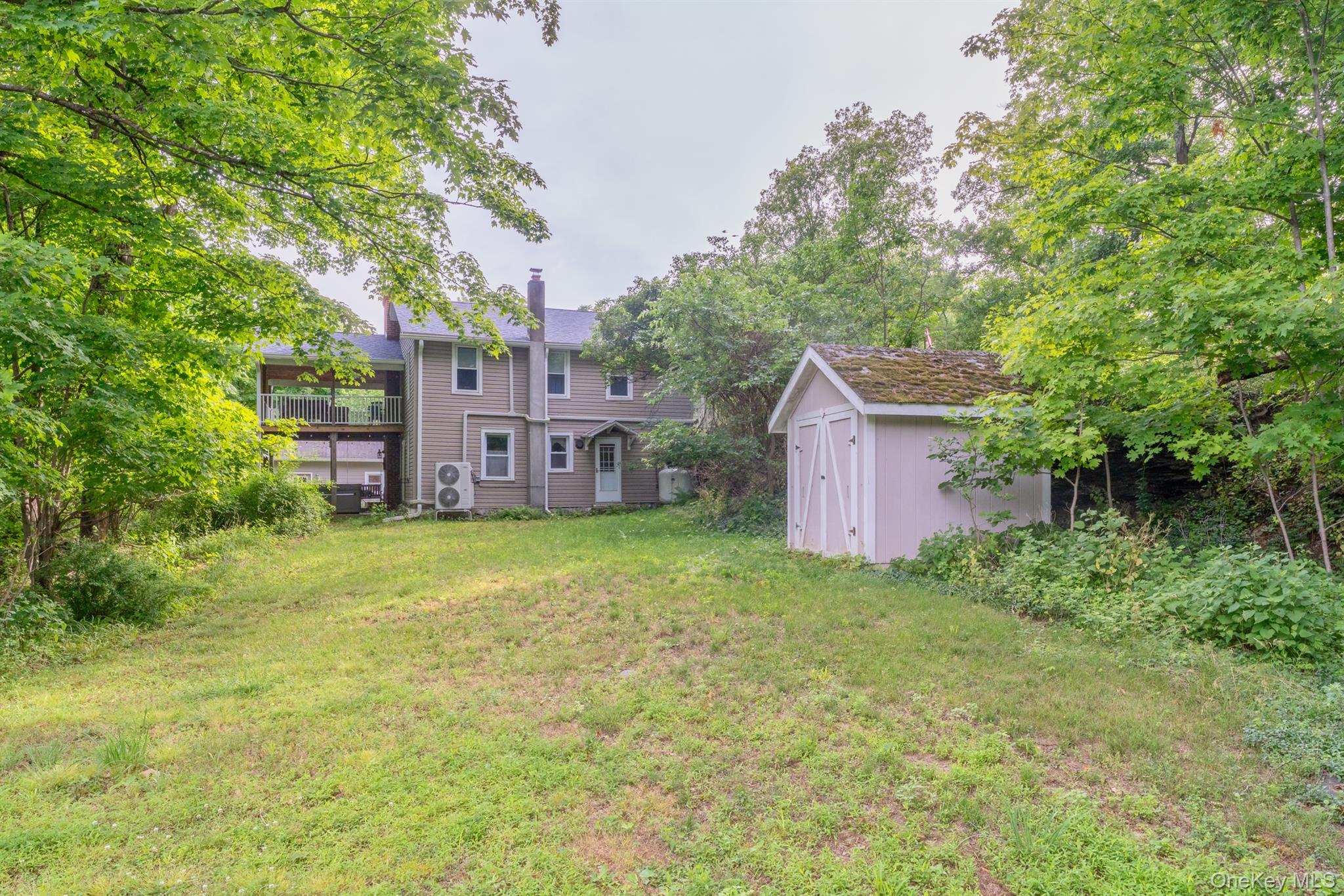 542 Blue Mountain Road – For Sale photo 3