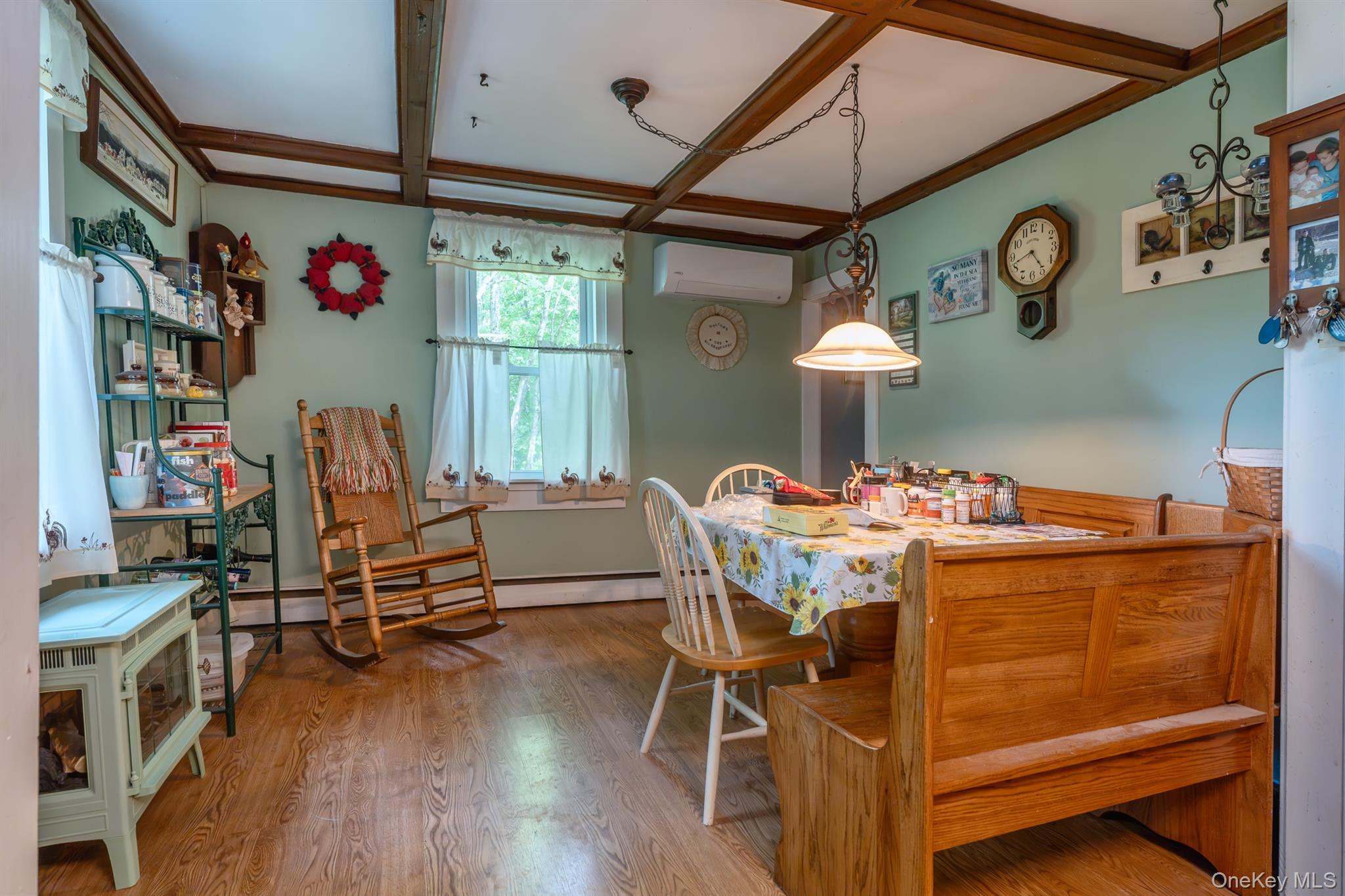 542 Blue Mountain Road – For Sale photo 18